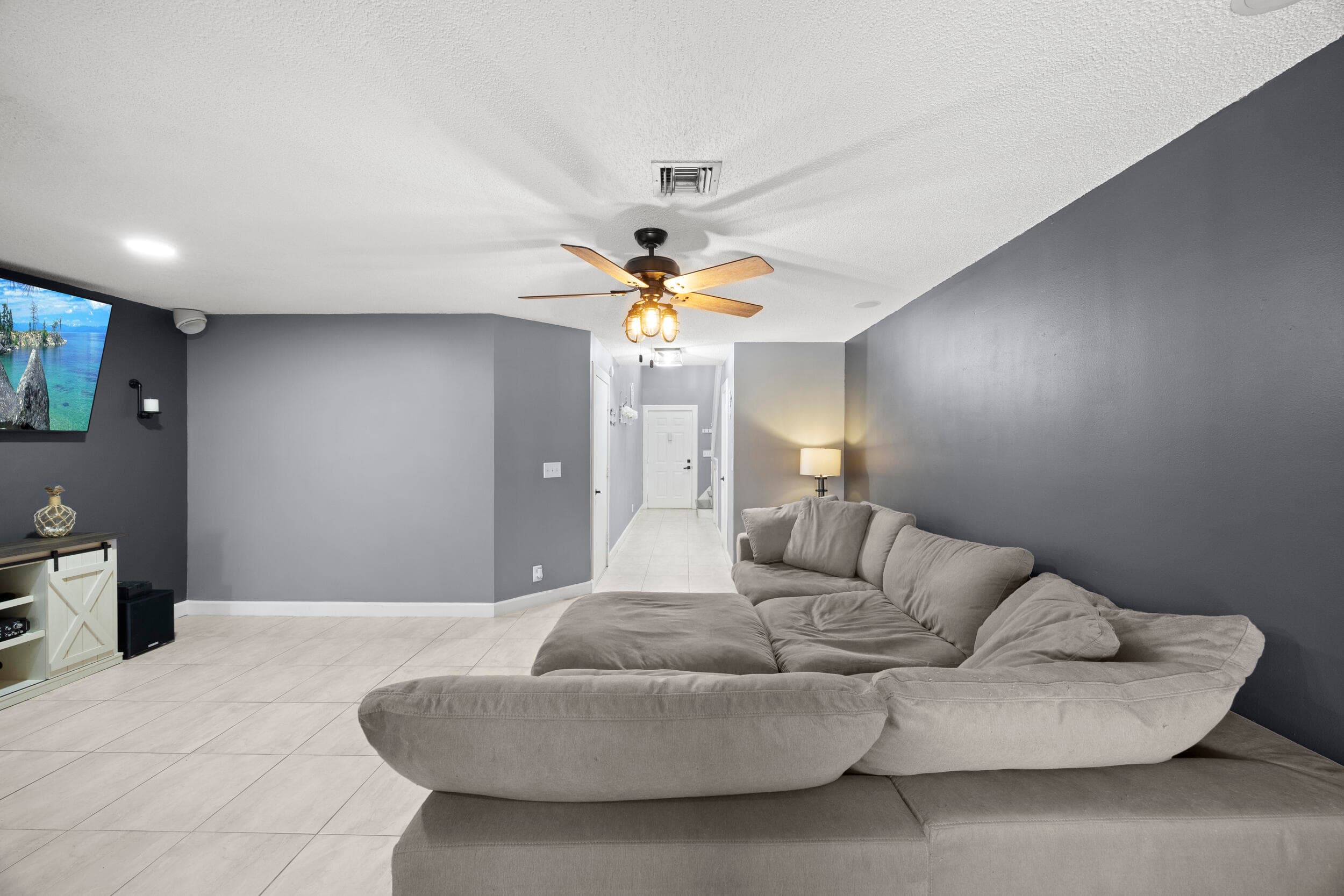 1928 Discovery Circle E, Deerfield Beach, FL 33442 — photo 3 of 40