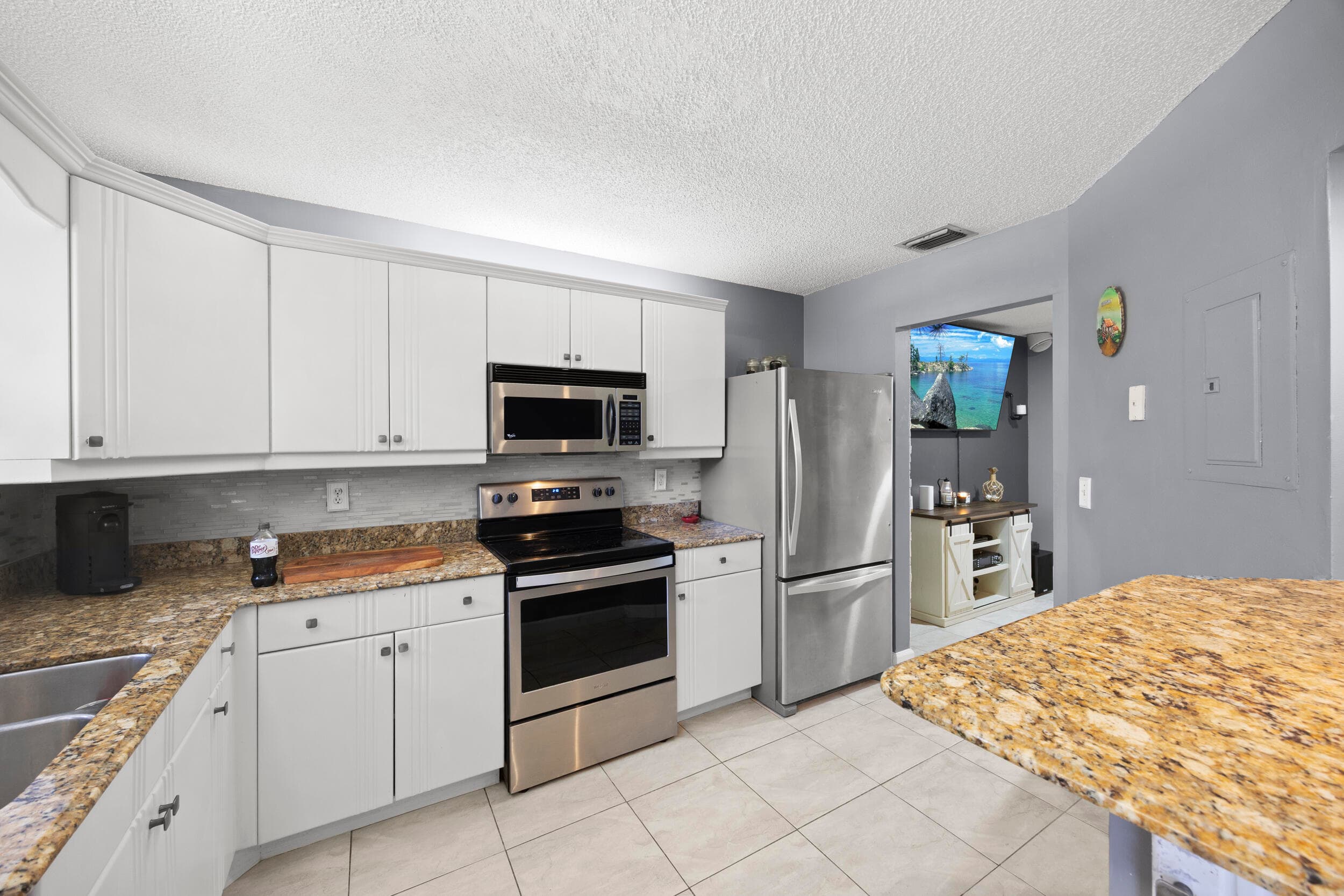 1928 Discovery Circle E, Deerfield Beach, FL 33442 — photo 9 of 40