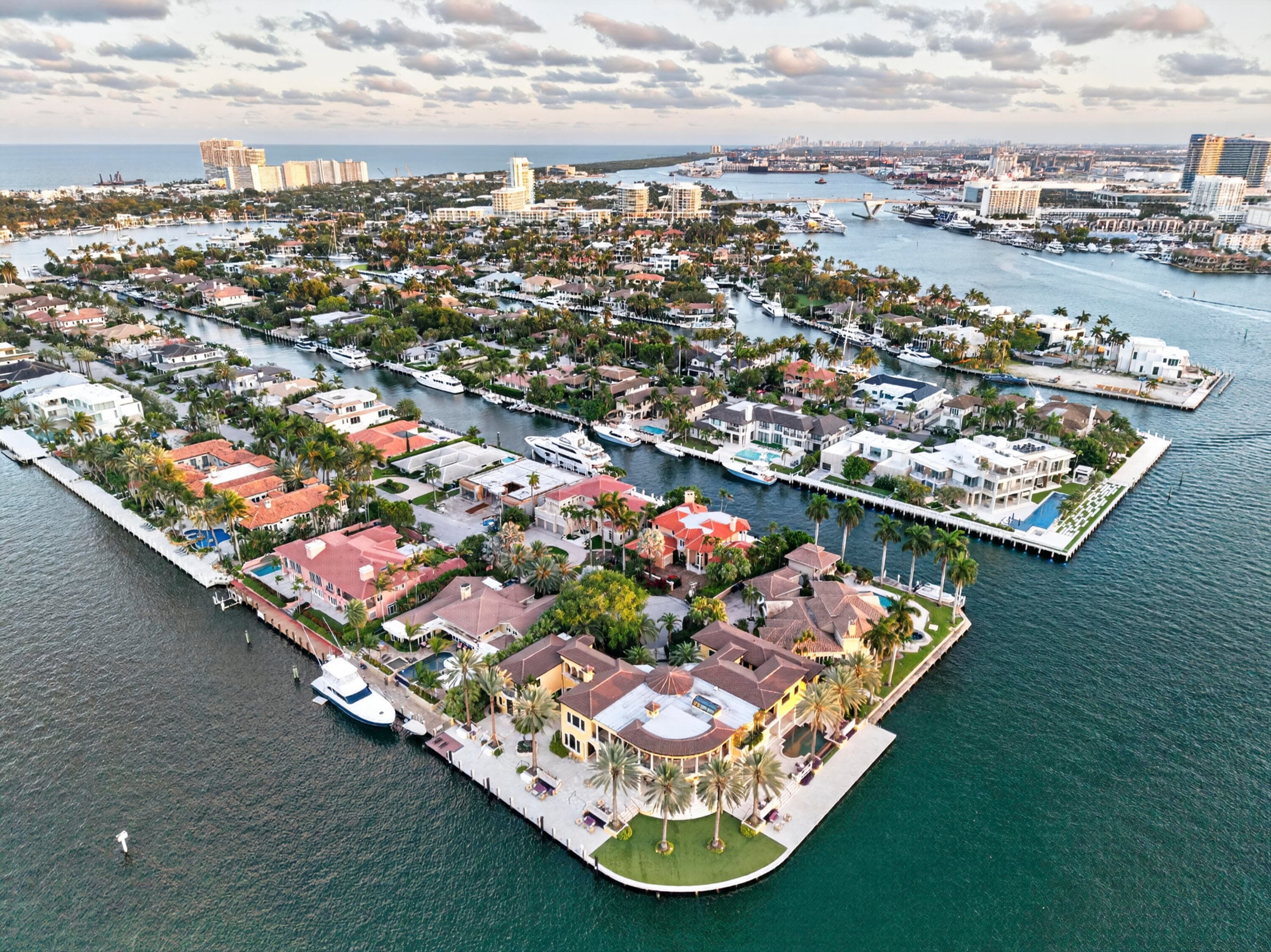 1 Isla Bahia Drive, Fort Lauderdale, FL 33316 — photo 3 of 99