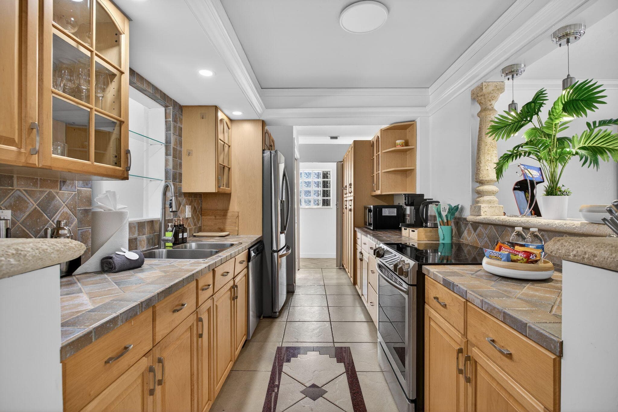 2101 NE 25th Street, Wilton Manors, FL 33305 — photo 18 of 62