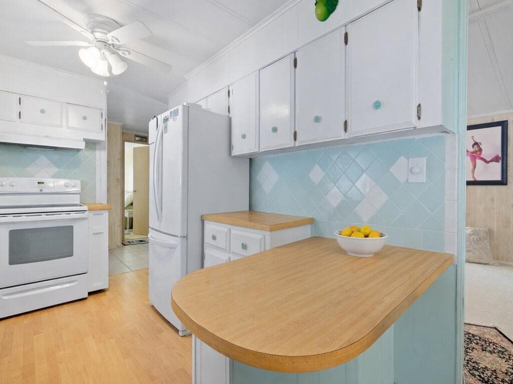 8 Novedades, Port St. Lucie, FL 34952 — photo 14 of 41