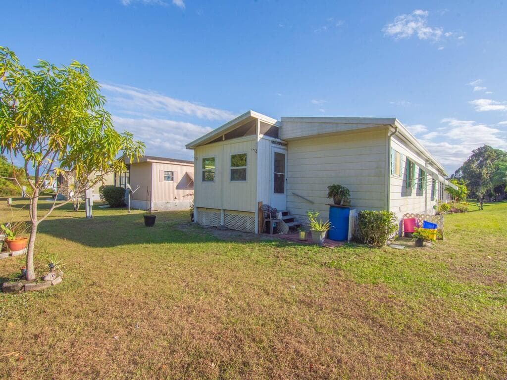 8 Novedades, Port St. Lucie, FL 34952 — photo 36 of 41