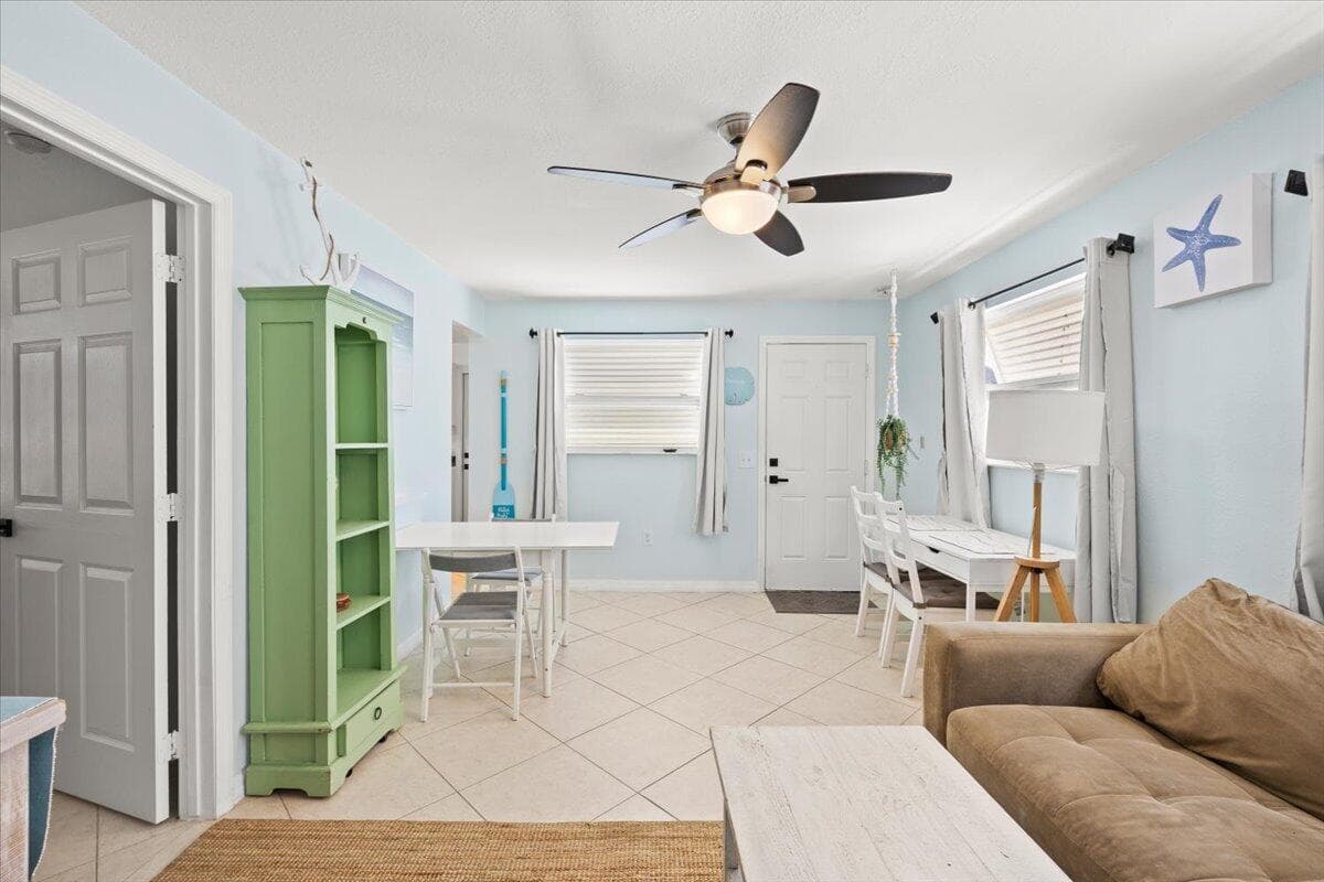 915 N K Street, Lake Worth Beach, FL 33460 — photo 20 of 38