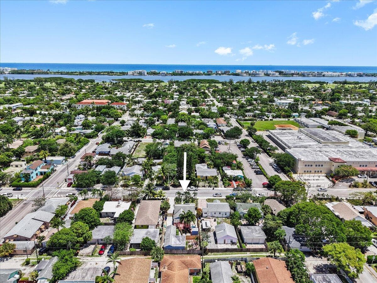 915 N K Street, Lake Worth Beach, FL 33460 — photo 36 of 38