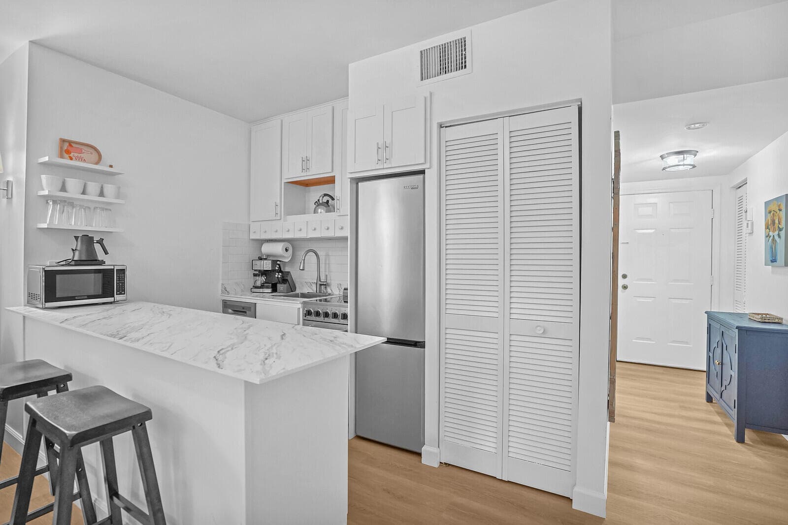 11863 Wimbledon Circle 423, Wellington, FL 33414 — photo 5 of 11
