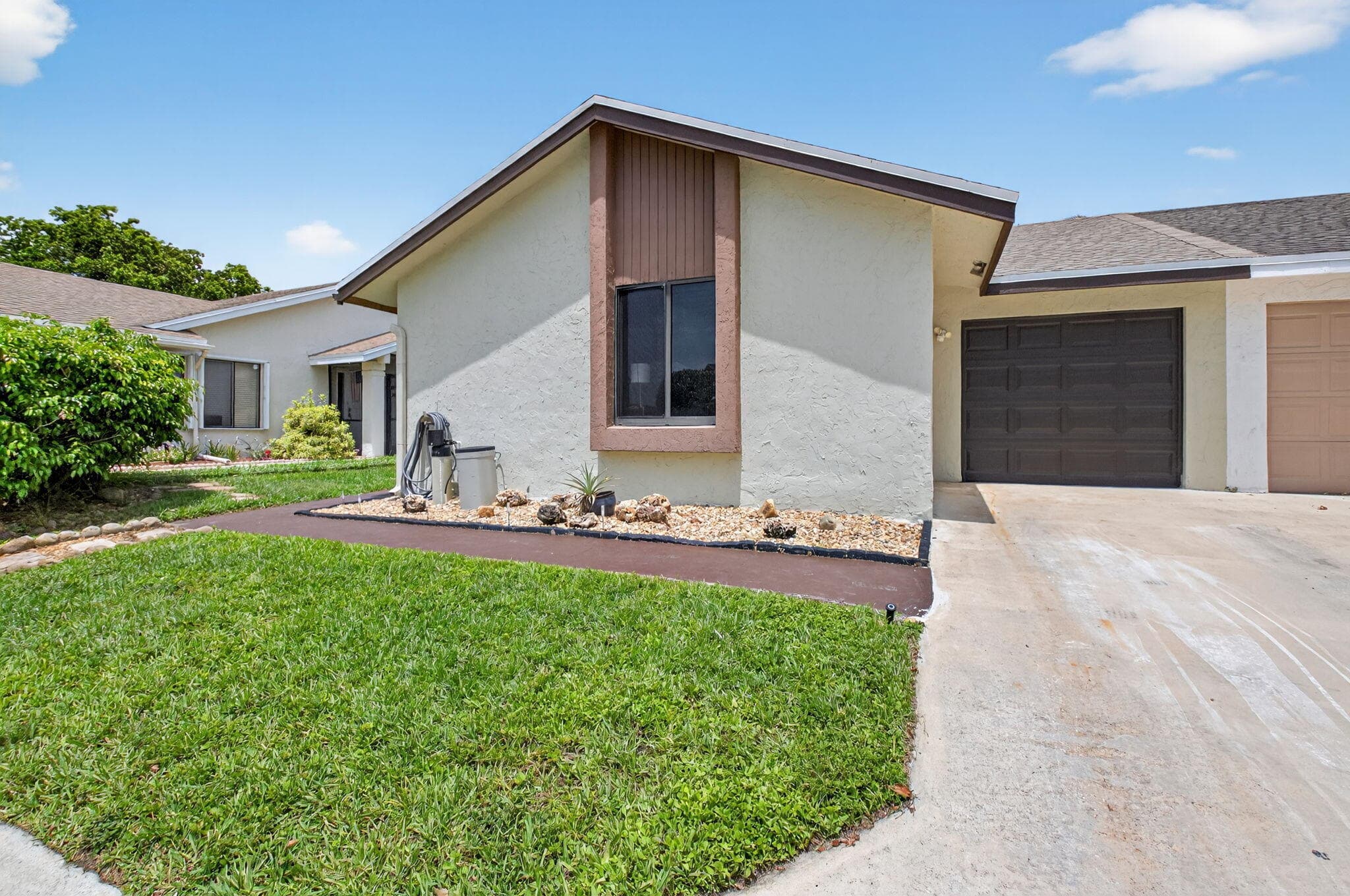 9667 Sunny Isle Circle, Boca Raton, FL 33428 — photo 3 of 46