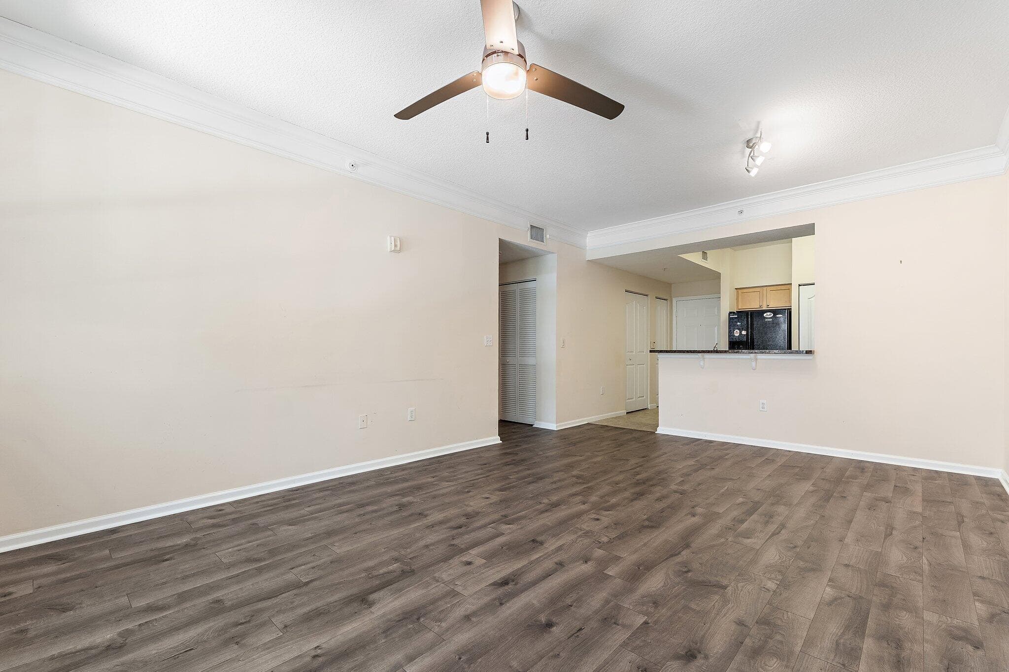275 Murcia Drive 104, Jupiter, FL 33458 — photo 6 of 33