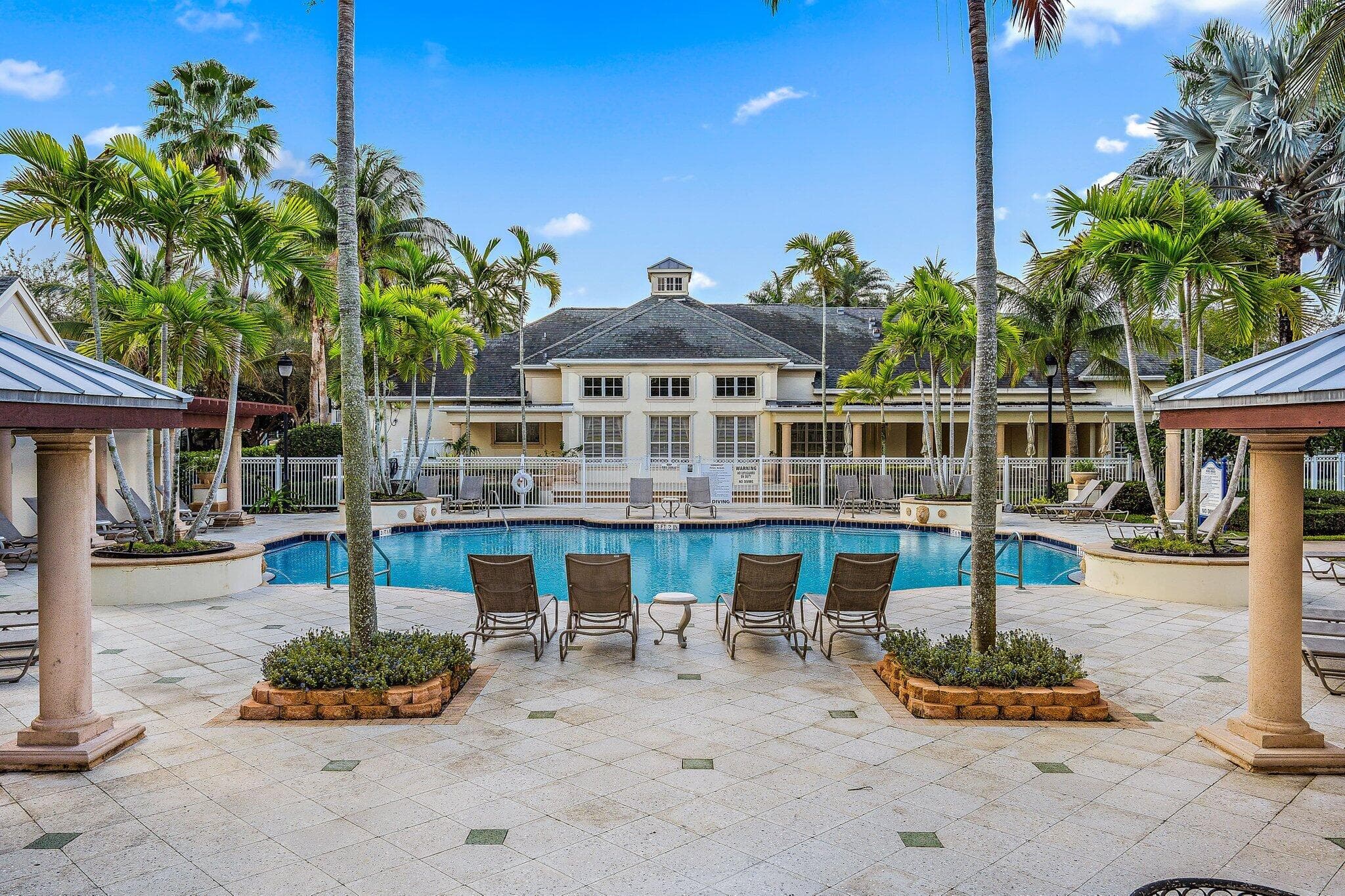 275 Murcia Drive 104, Jupiter, FL 33458 — photo 25 of 33