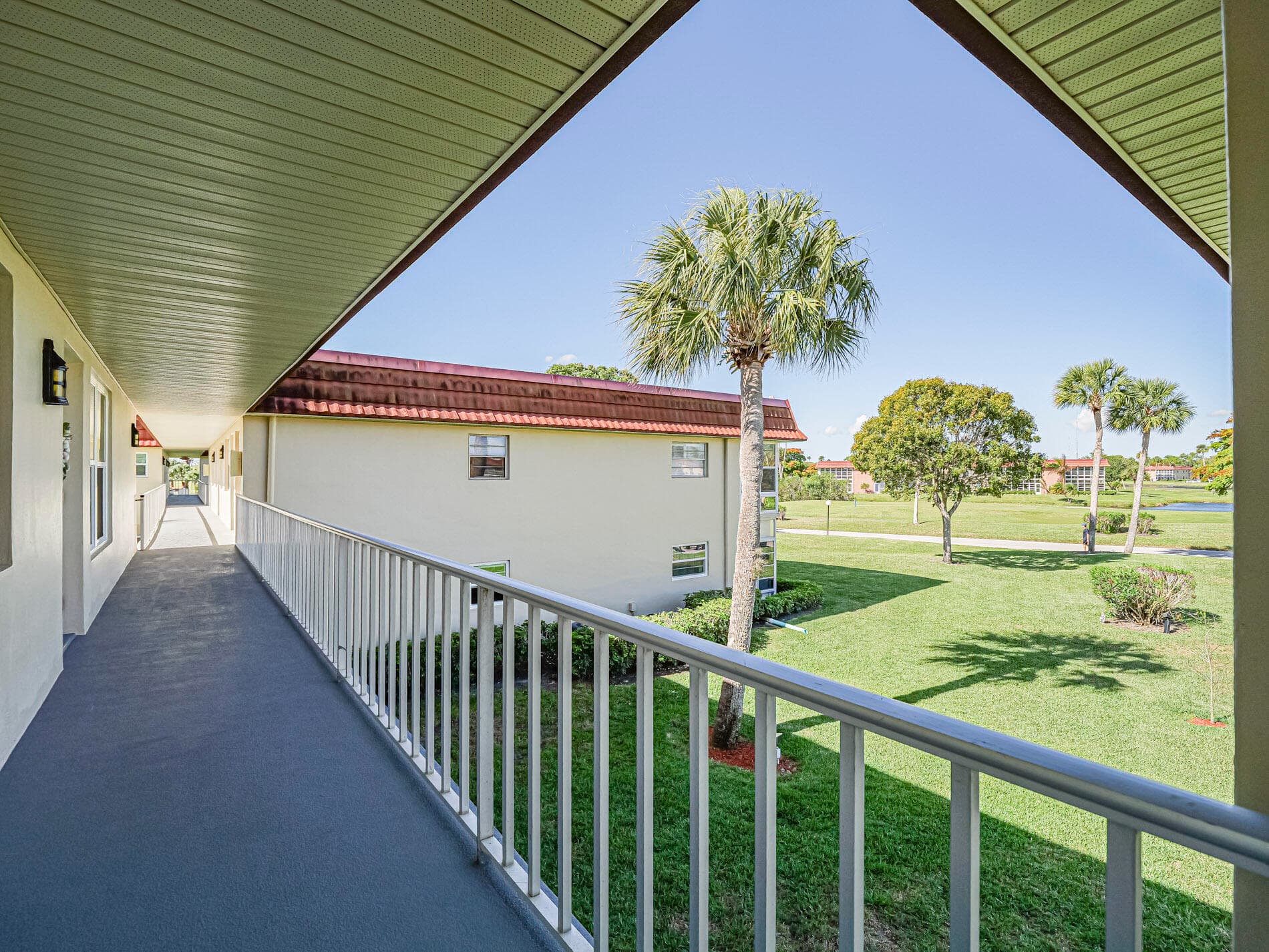 67 Royal Oak Drive 206, Vero Beach, FL 32962 — photo 38 of 39