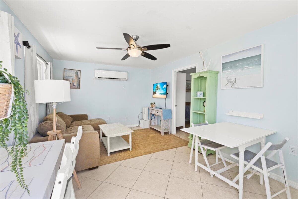 915 N K Street, Lake Worth Beach, FL 33460 — photo 19 of 39