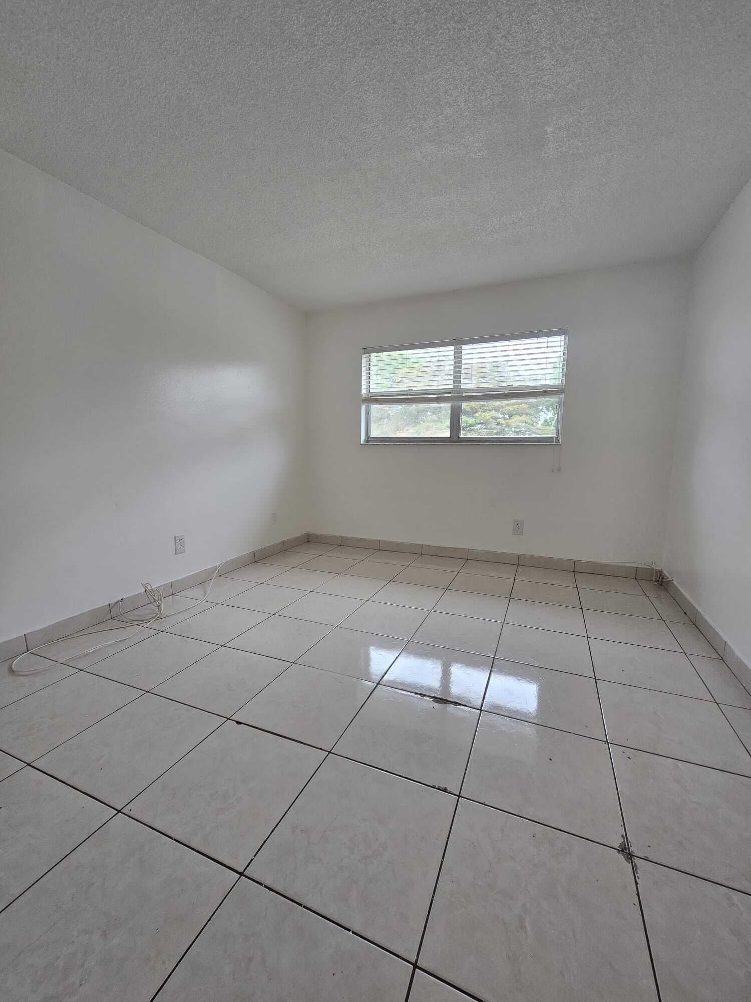1201 SW 52nd Avenue 202-2, North Lauderdale, FL 33068 — photo 16 of 33