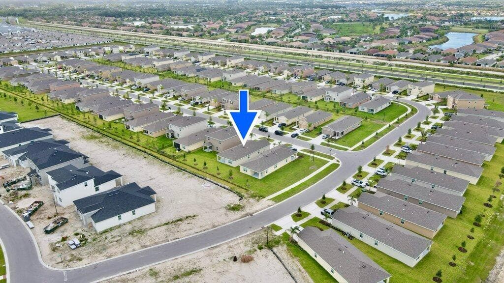 12341 SW Nettuno Way, Port St. Lucie, FL 34987 — photo 9 of 58