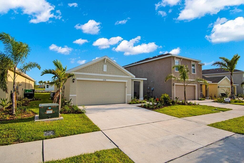 12341 SW Nettuno Way, Port St. Lucie, FL 34987 — photo 22 of 58