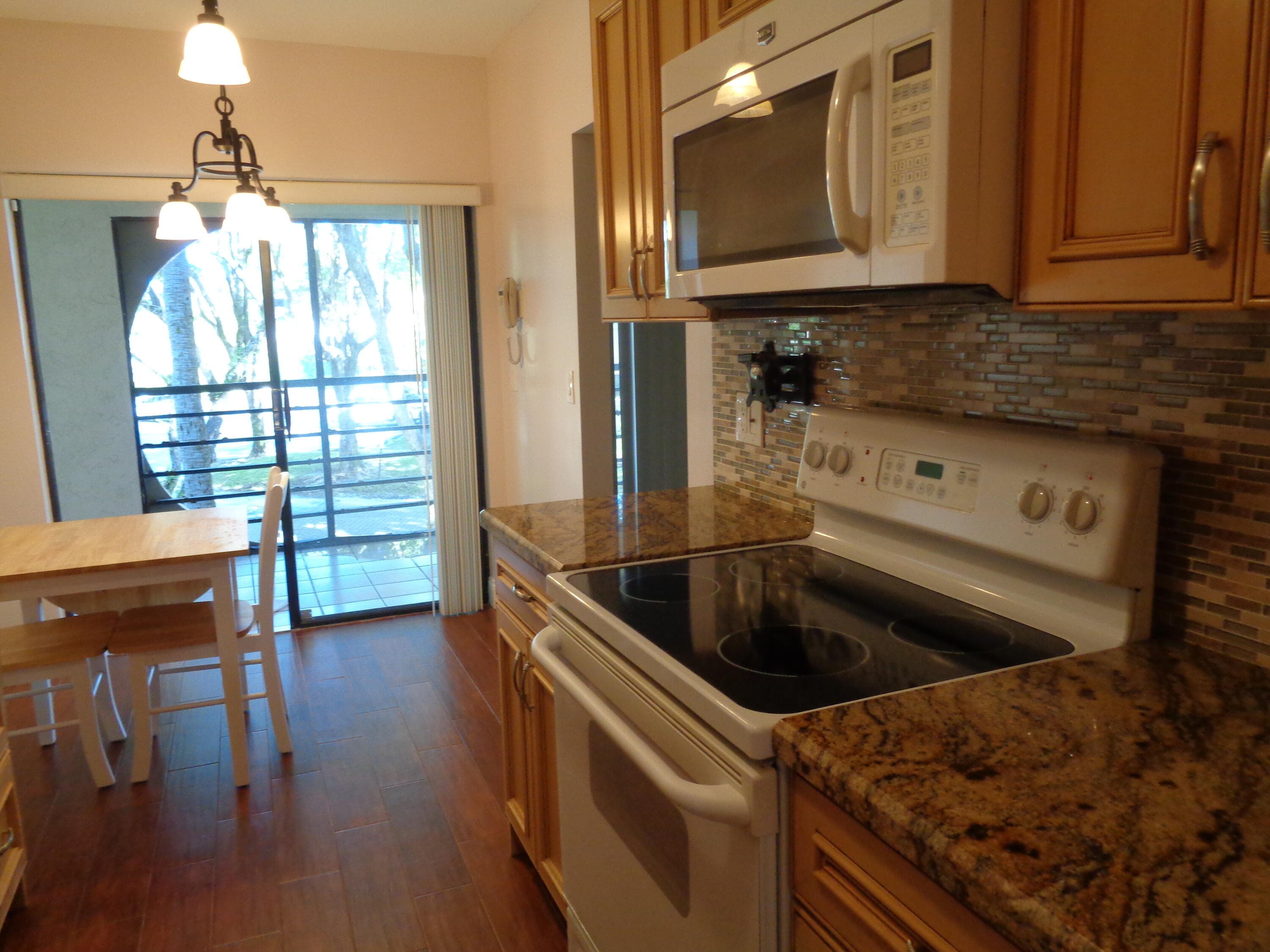 6328 W Longboat Ln Lane W 201, Boca Raton, FL 33433 — photo 2 of 17