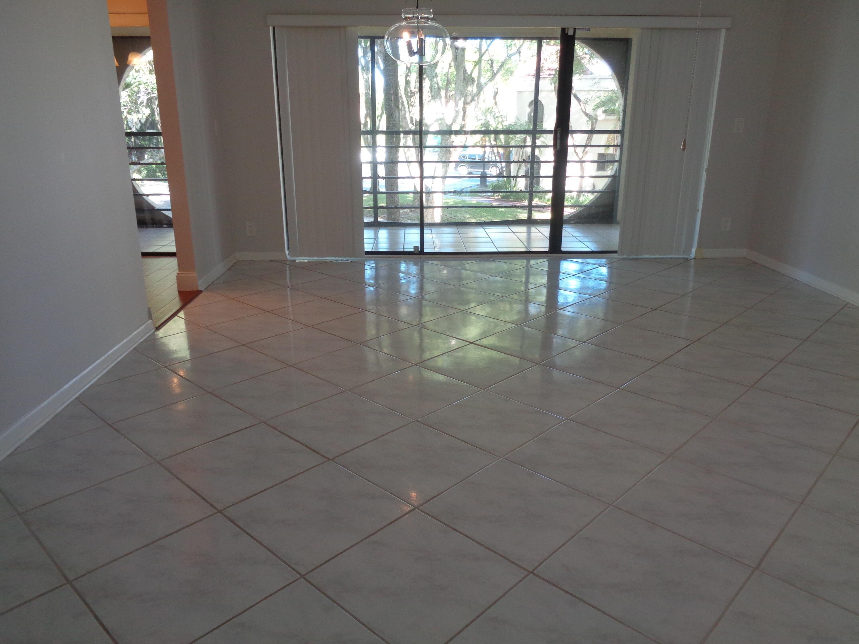 6328 W Longboat Ln Lane W 201, Boca Raton, FL 33433 — photo 6 of 17