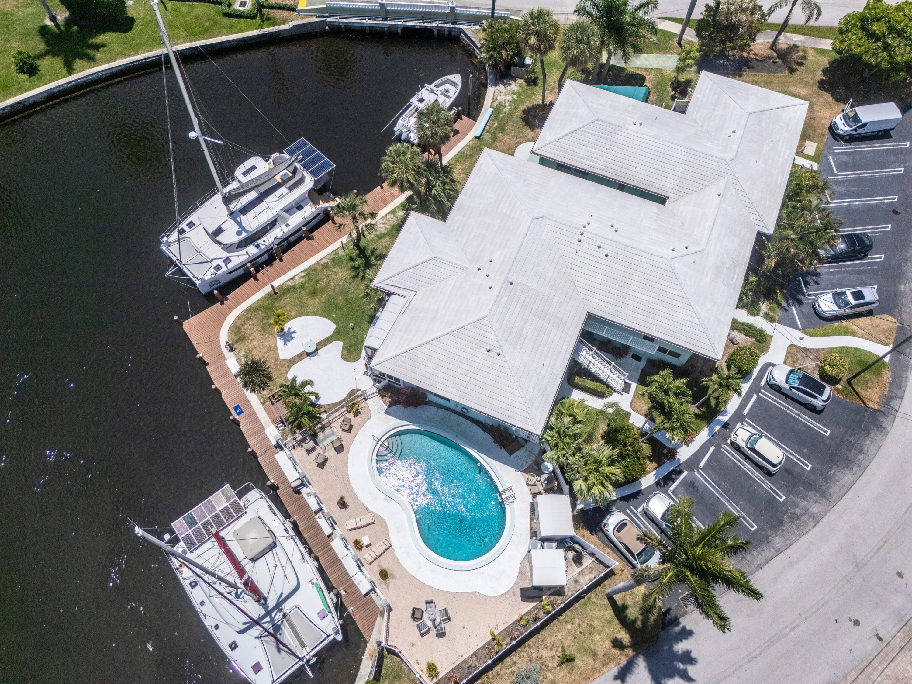 810 SE 22nd Avenue 103, Pompano Beach, FL 33062 — photo 7 of 40