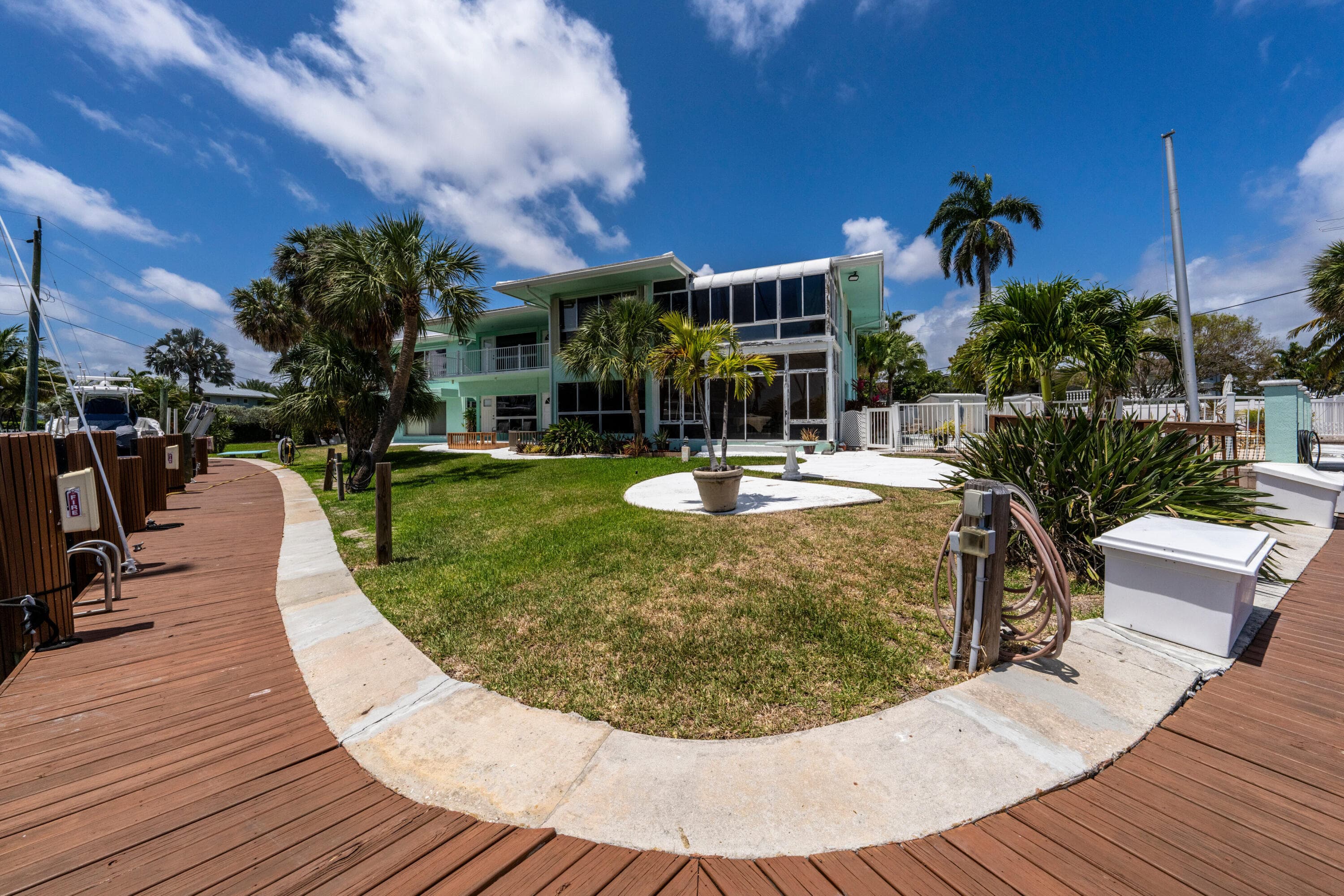 810 SE 22nd Avenue 103, Pompano Beach, FL 33062 — photo 35 of 40