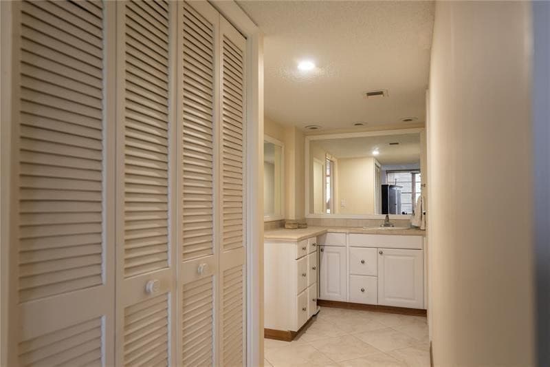 3700 Oaks Clubhouse Drive 103, Pompano Beach, FL 33069 — photo 69 of 78
