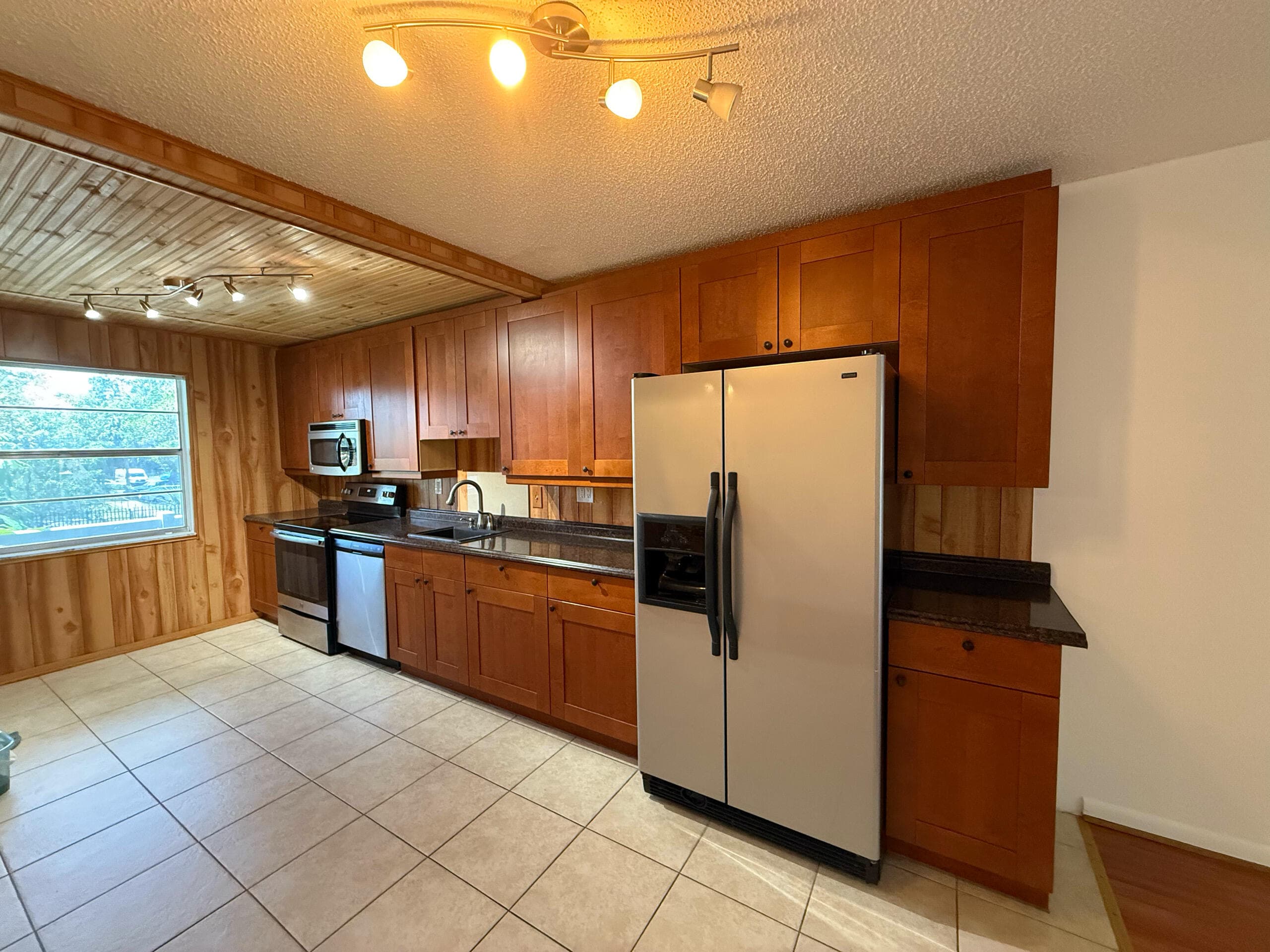 3776 Inverrary Boulevard 204r, Lauderhill, FL 33319 — photo 8 of 16