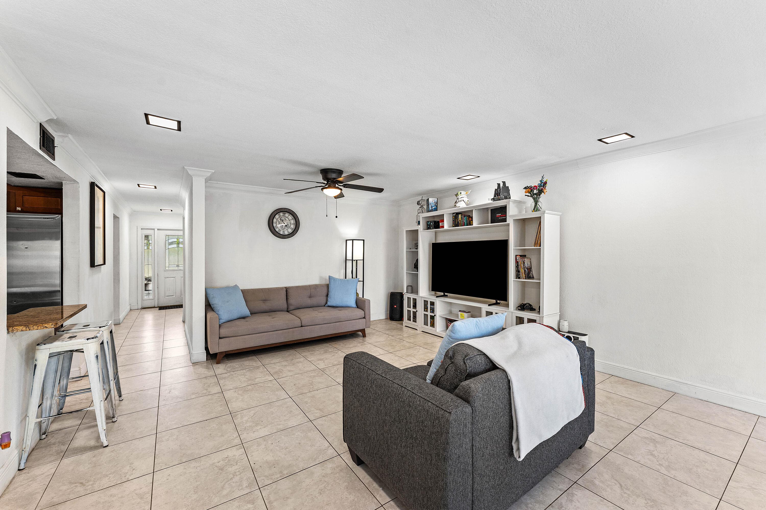 250 NW 43rd Place, Pompano Beach, FL 33064 — photo 7 of 34