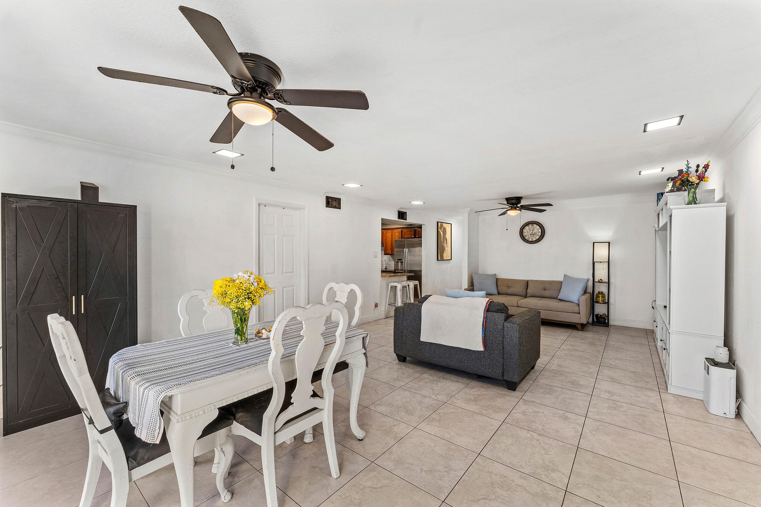250 NW 43rd Place, Pompano Beach, FL 33064 — photo 17 of 34