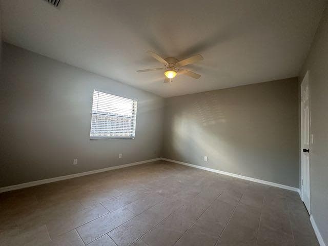 611 E Coast Avenue B, Lantana, FL 33462 — photo 4 of 13