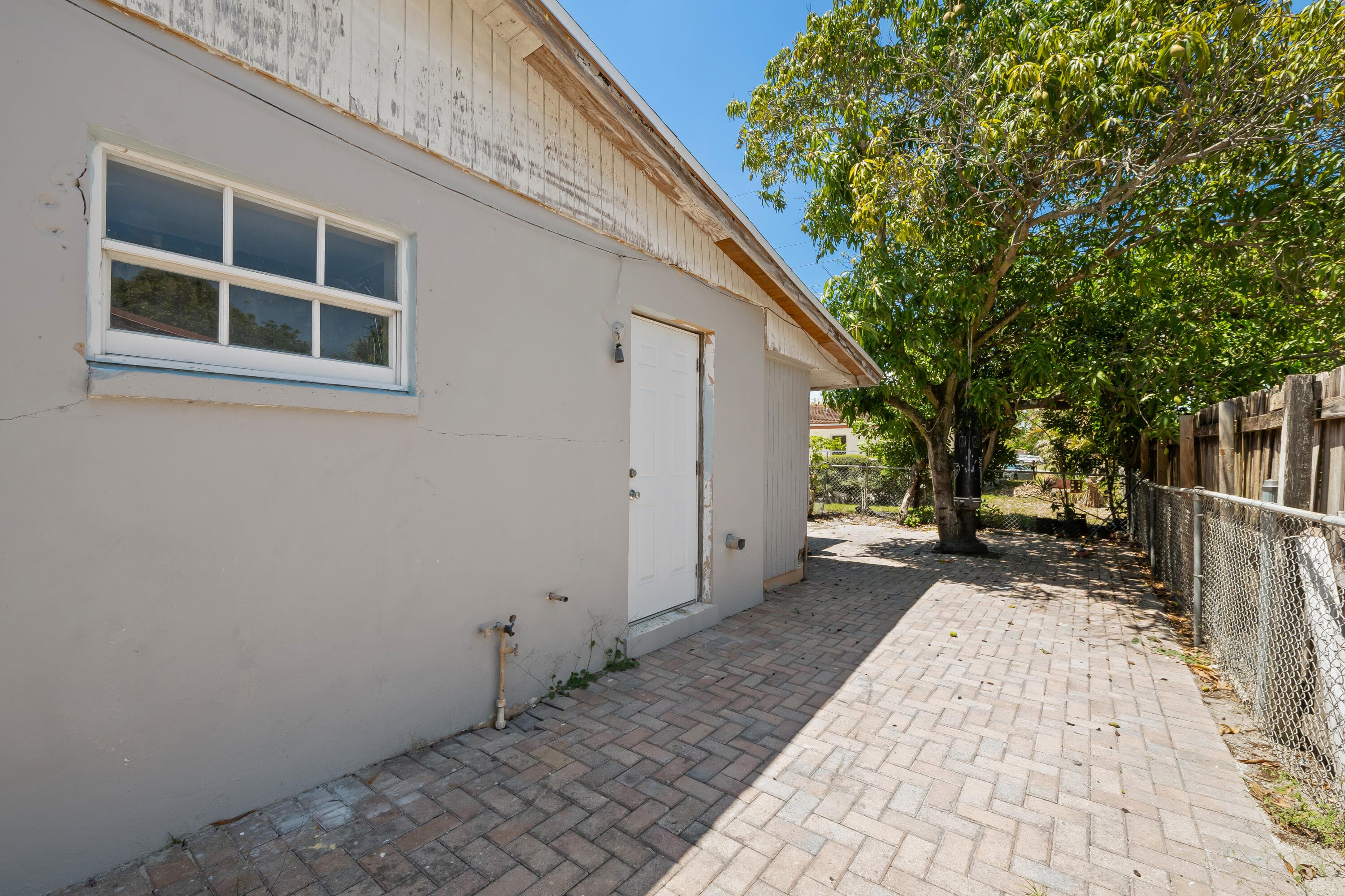 101 NW 18th Street, Pompano Beach, FL 33060 — photo 18 of 23