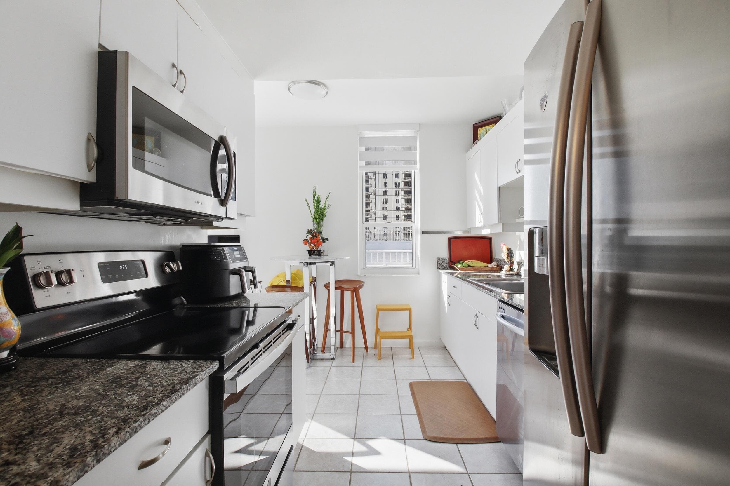 701 Brickell Key Boulevard 610, Miami, FL 33131 — photo 14 of 40