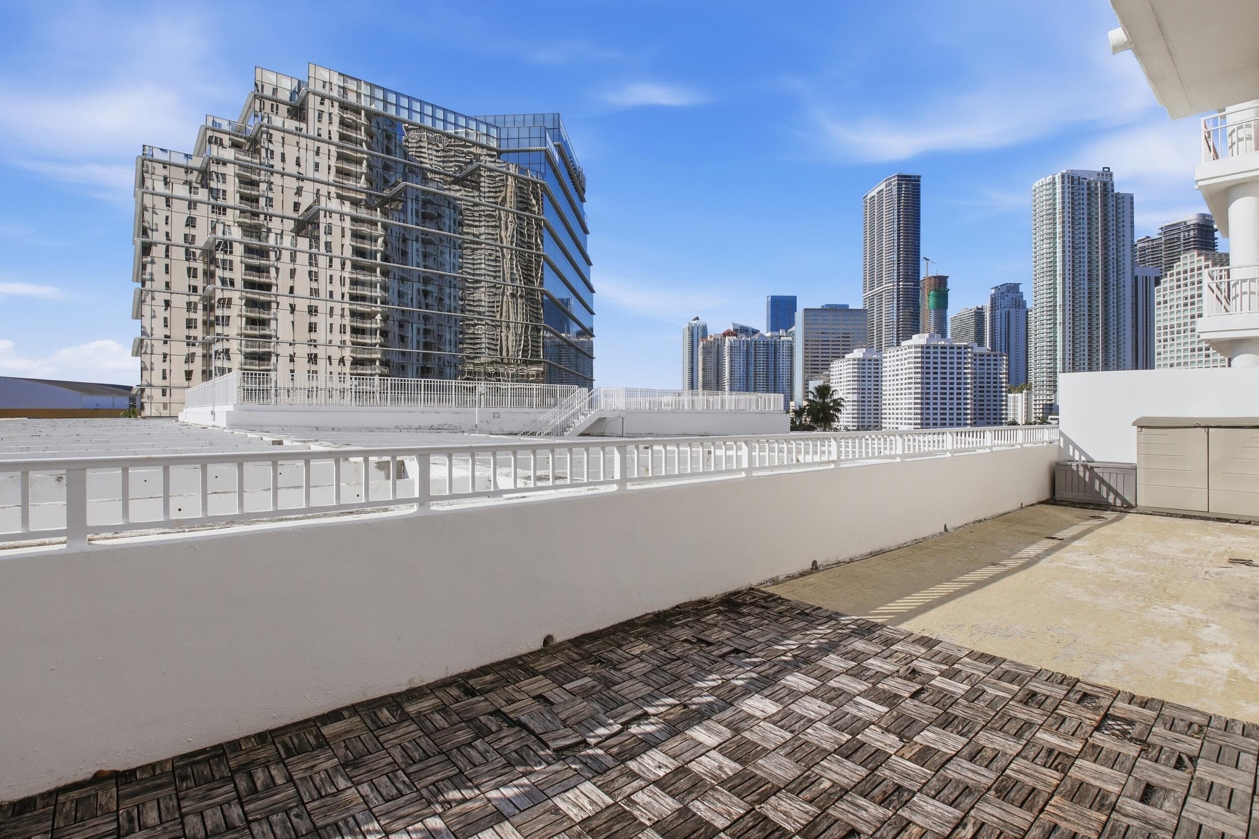 701 Brickell Key Boulevard 610, Miami, FL 33131 — photo 21 of 40