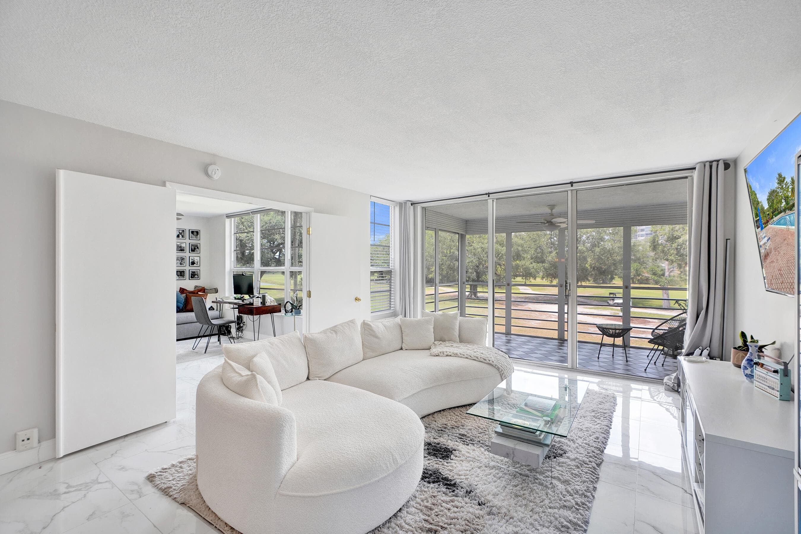 545 Oaks Lane 204, Pompano Beach, FL 33069 — photo 32 of 59
