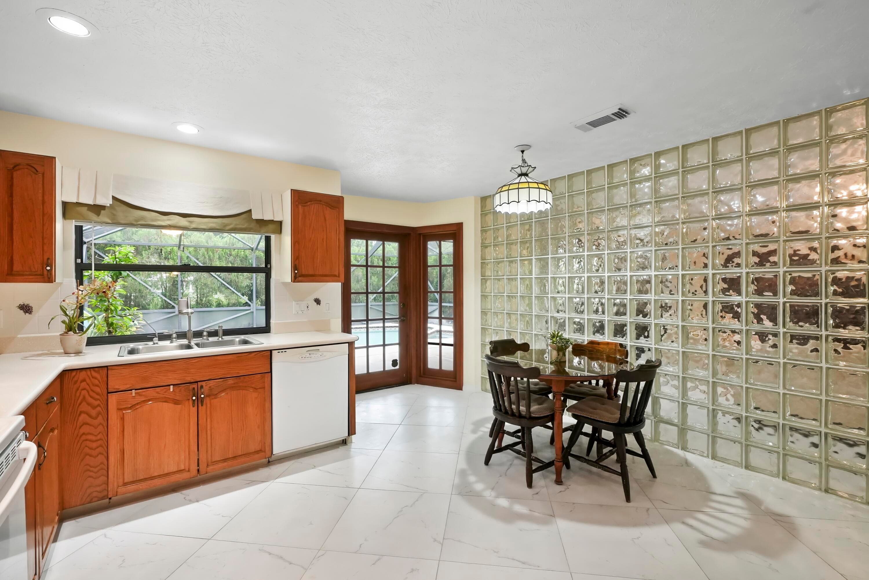 472 SE Majestic Terrace, Port St. Lucie, FL 34983 — photo 17 of 40