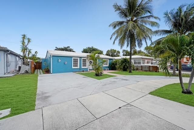 1913 Thomas Street, Hollywood, FL 33020 — photo 19 of 25