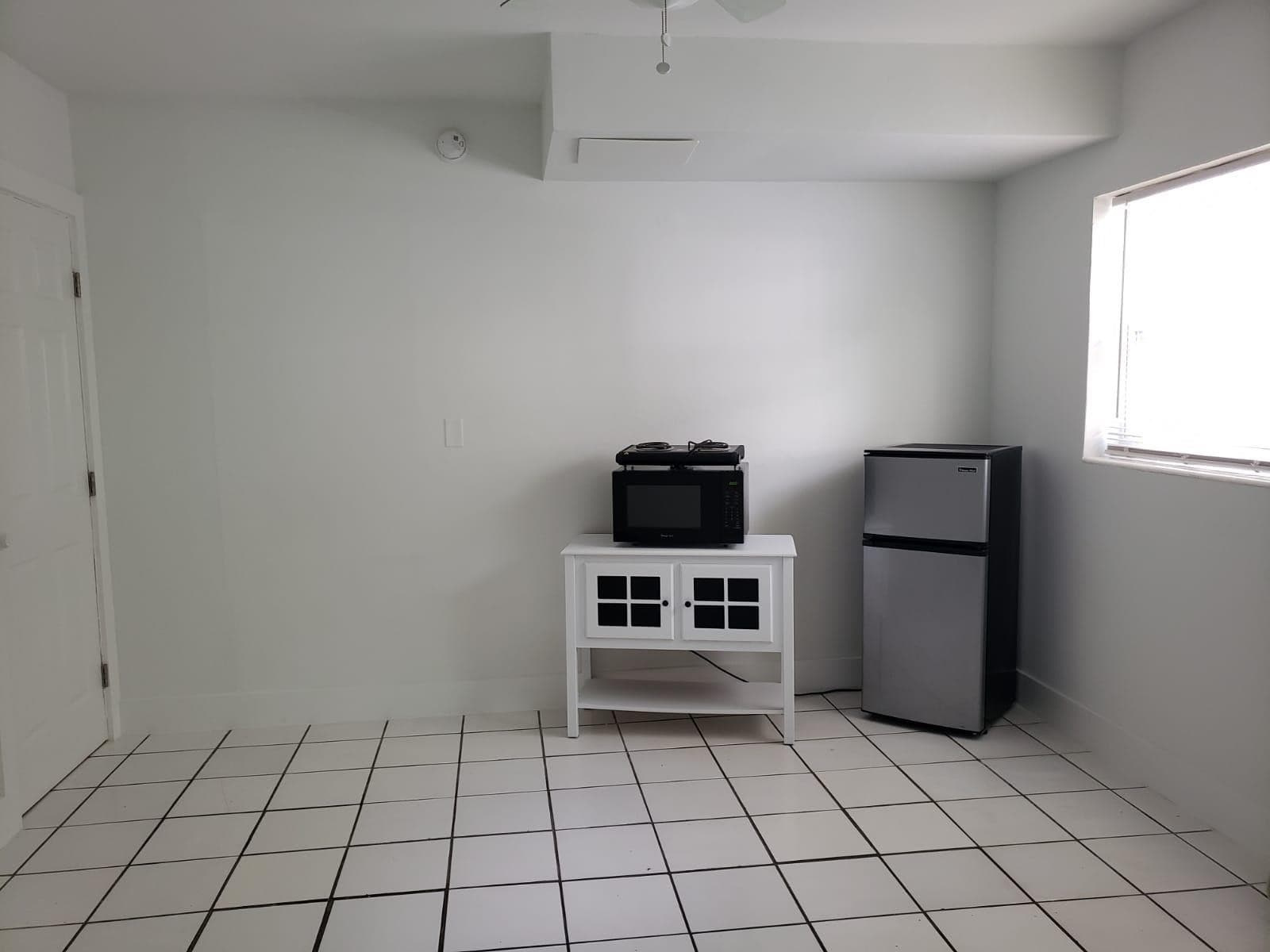901 NE 16th Avenue 8, Fort Lauderdale, FL 33304 — photo 6 of 18