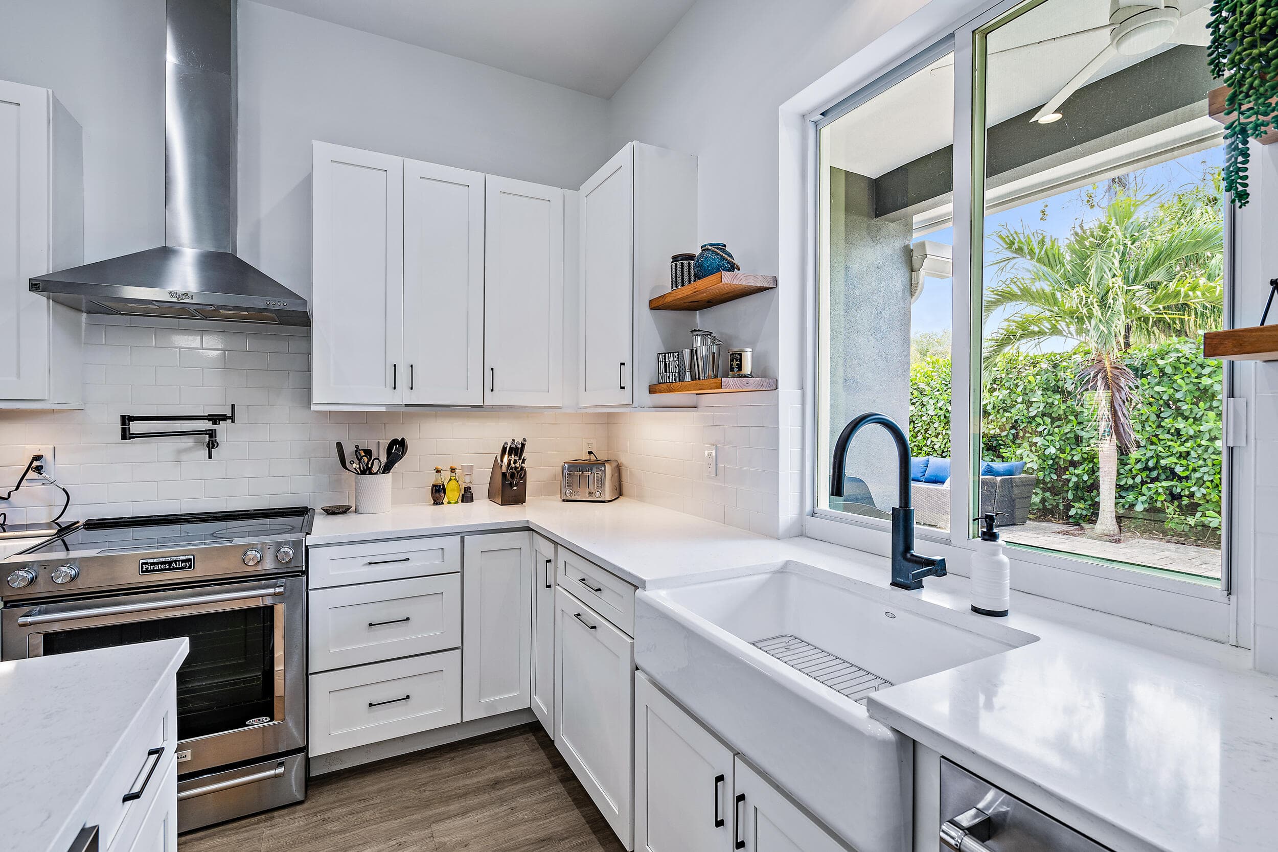 68 Azalea Circle, Jupiter, FL 33469 — photo 11 of 38