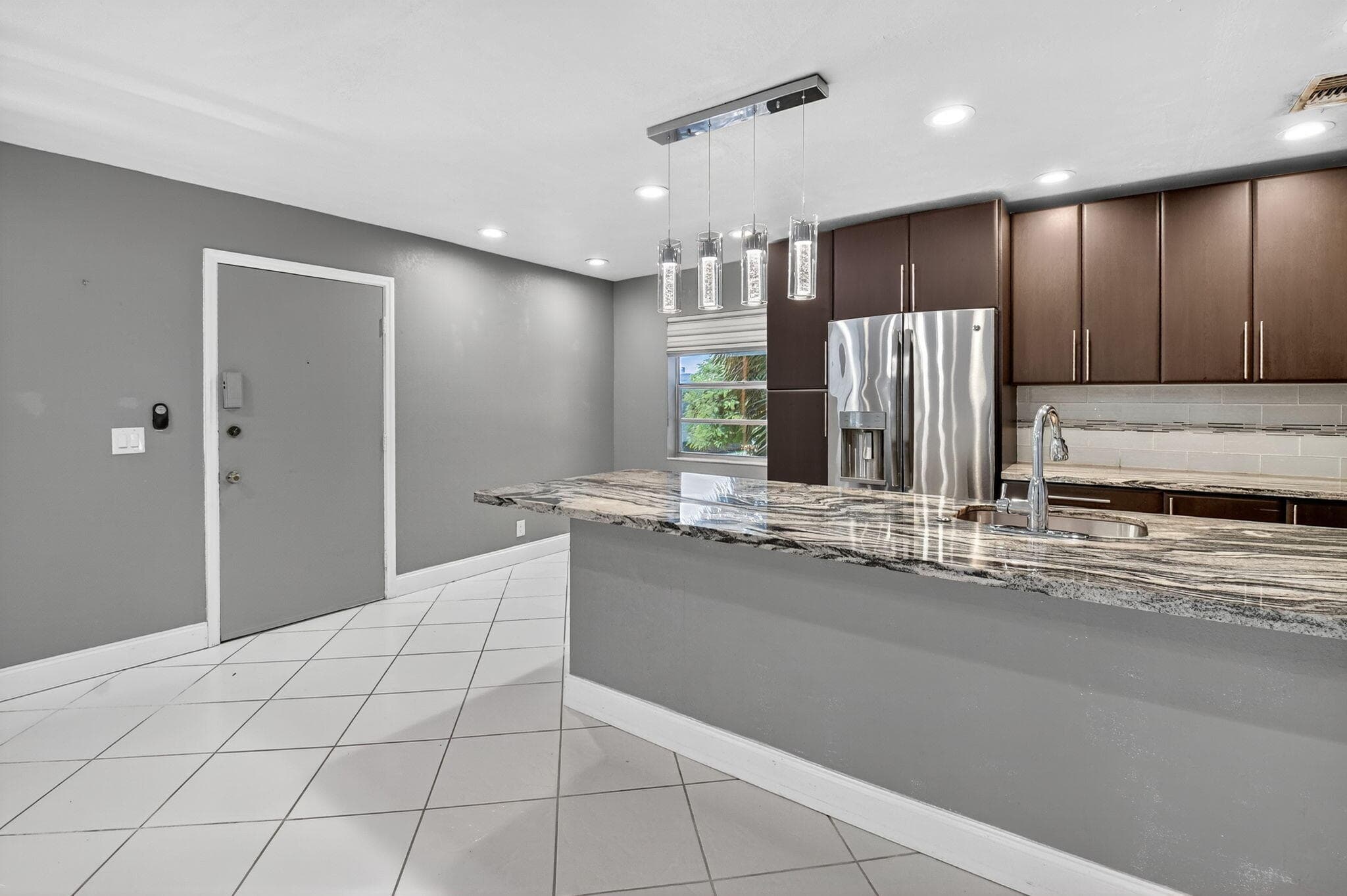 624 Flanders Drive 624, Delray Beach, FL 33484 — photo 7 of 36