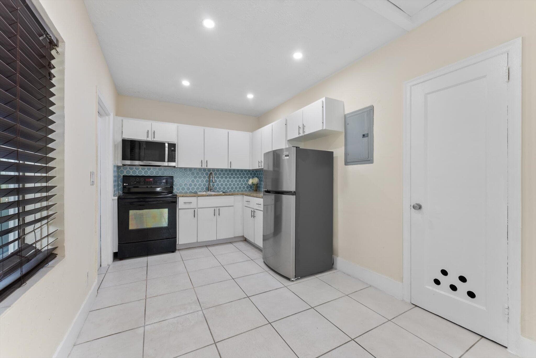 1928-1930 Adams Street, Hollywood, FL 33020 — photo 11 of 40