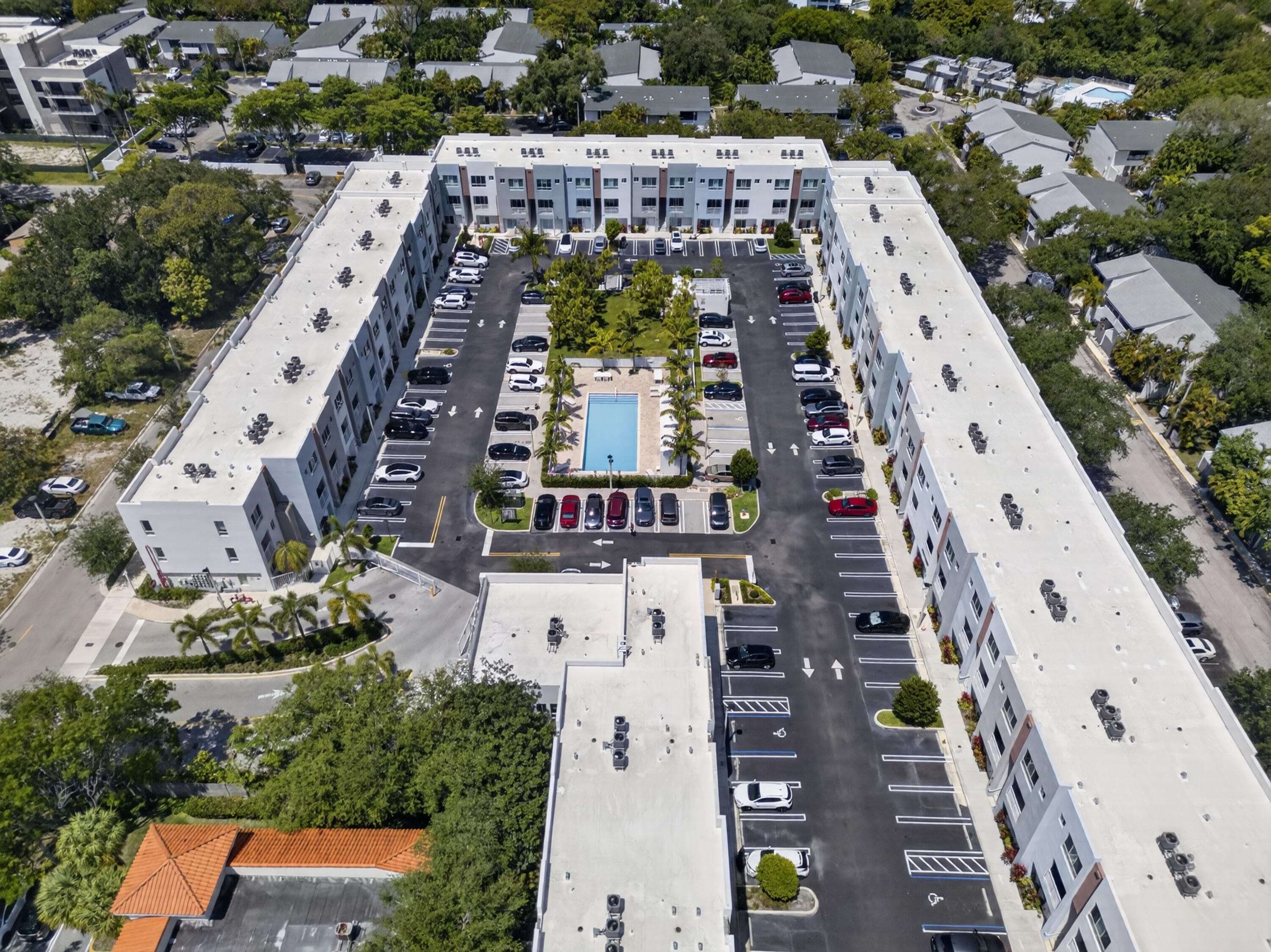 2535 NE 193rd Street 3203, Miami, FL 33180 — photo 49 of 51