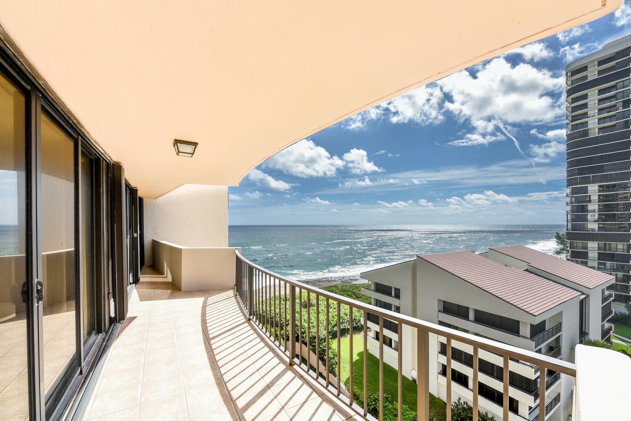 4200 N Ocean Drive 1-904, Singer Island, FL 33404 — photo
