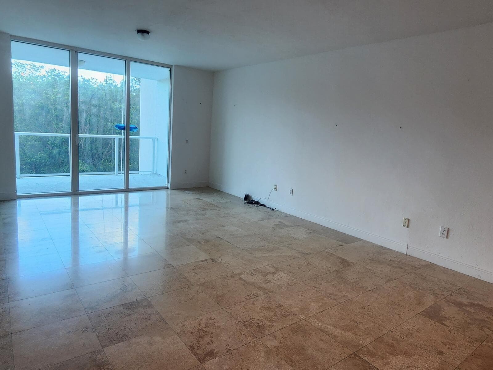 15051 Royal Oaks Lane 202, North Miami, FL 33181 — photo 8 of 19