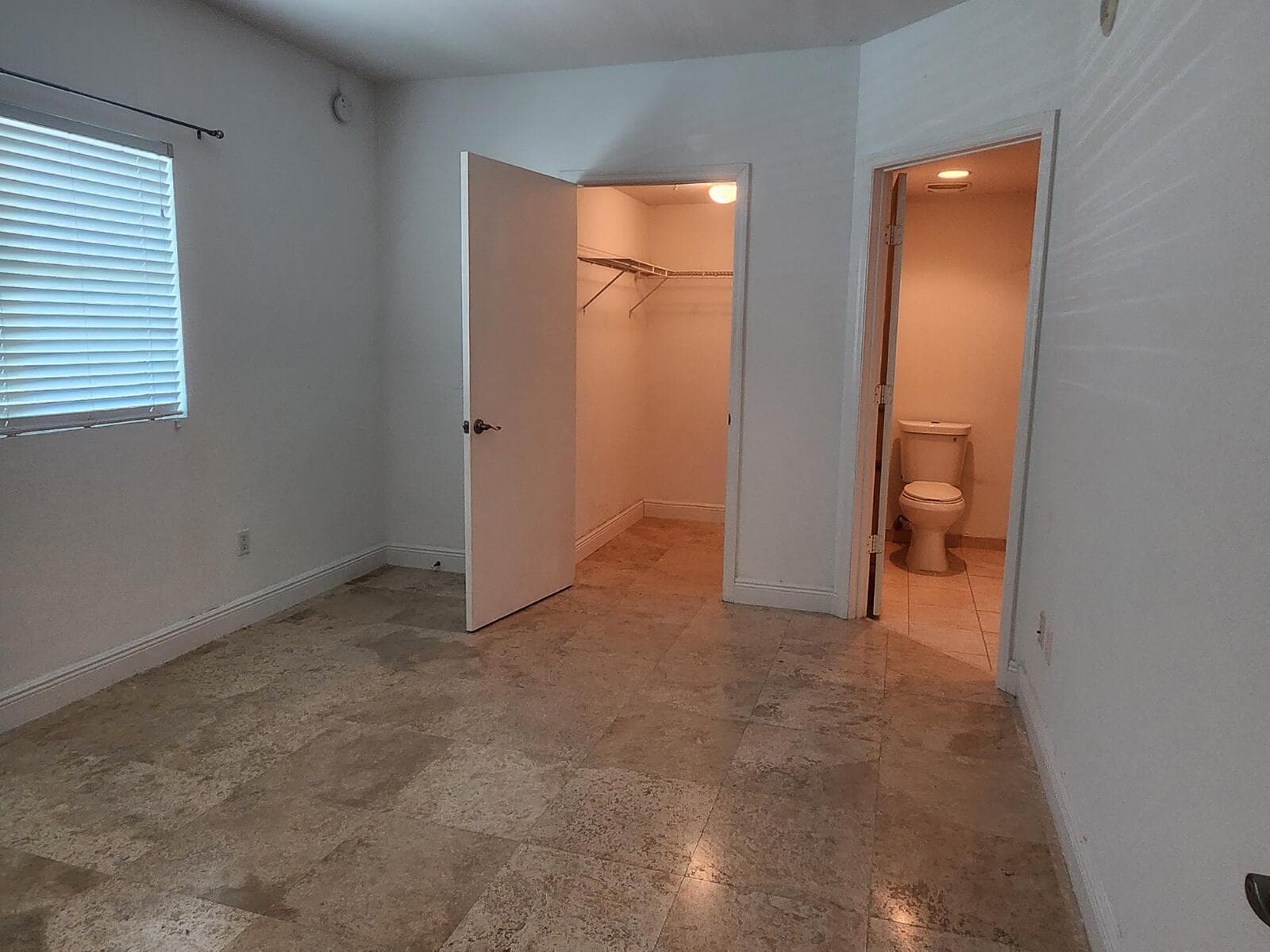 15051 Royal Oaks Lane 202, North Miami, FL 33181 — photo 14 of 19