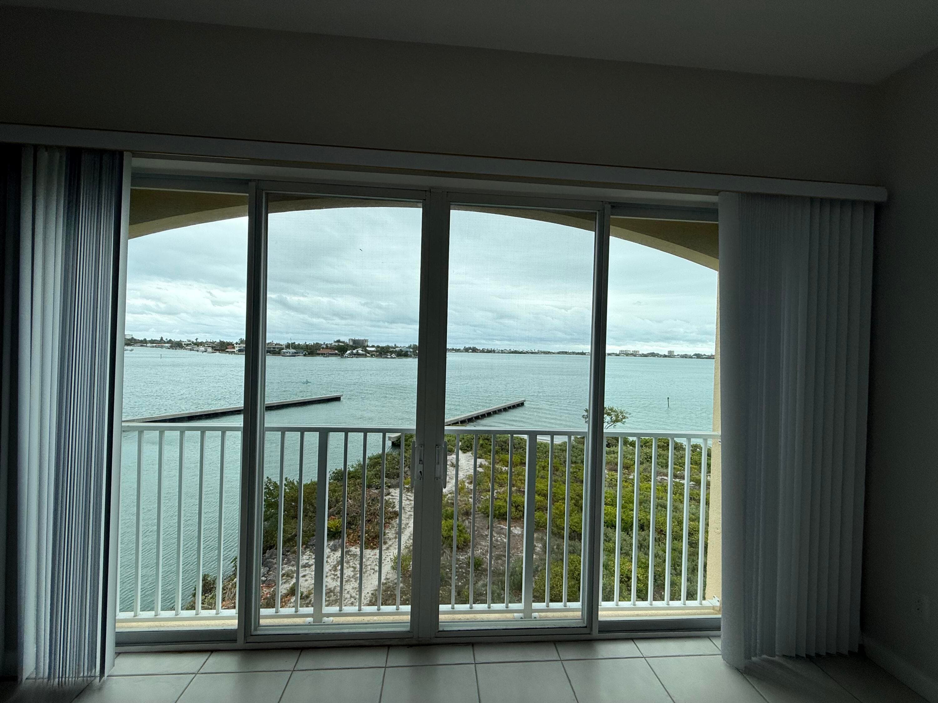 20 Harbour Isle Drive W Ph01, Fort Pierce, FL 34949 — photo 16 of 18