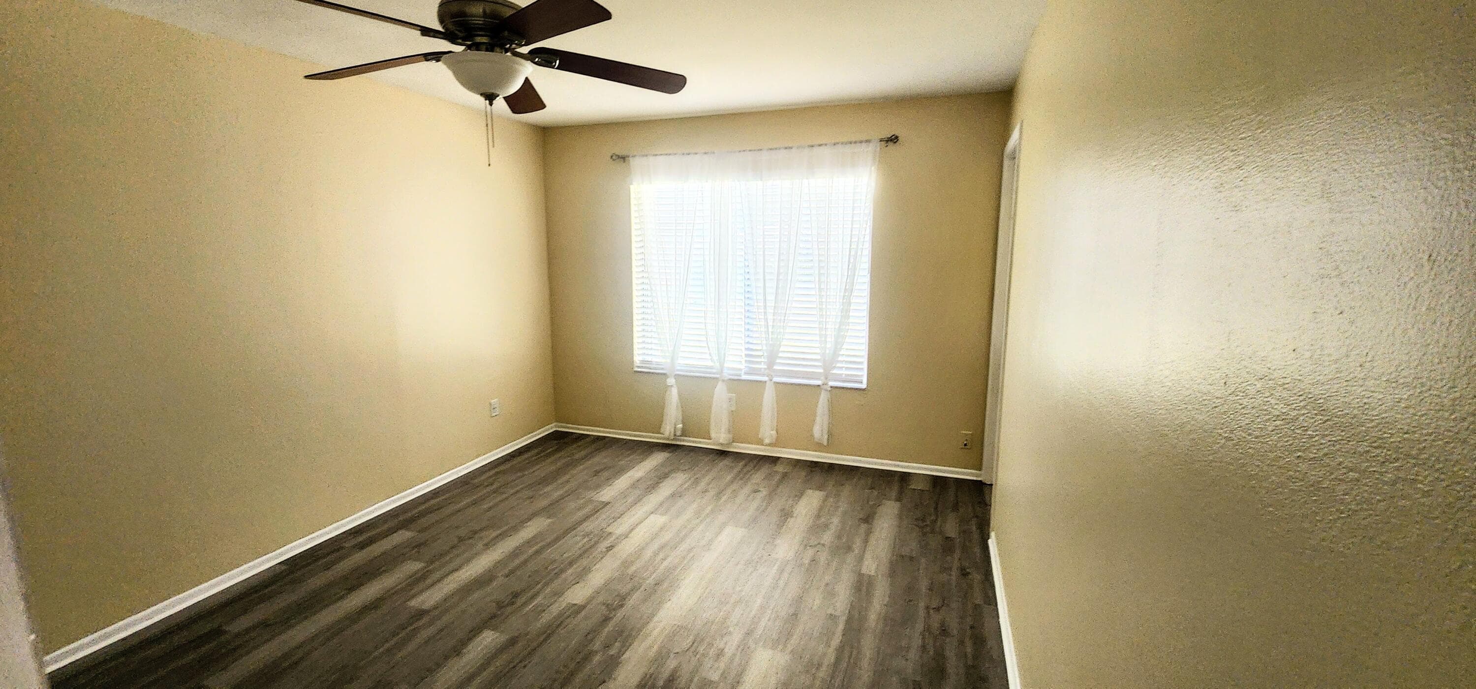 431 SE Dalva Avenue, Port St. Lucie, FL 34984 — photo 5 of 9