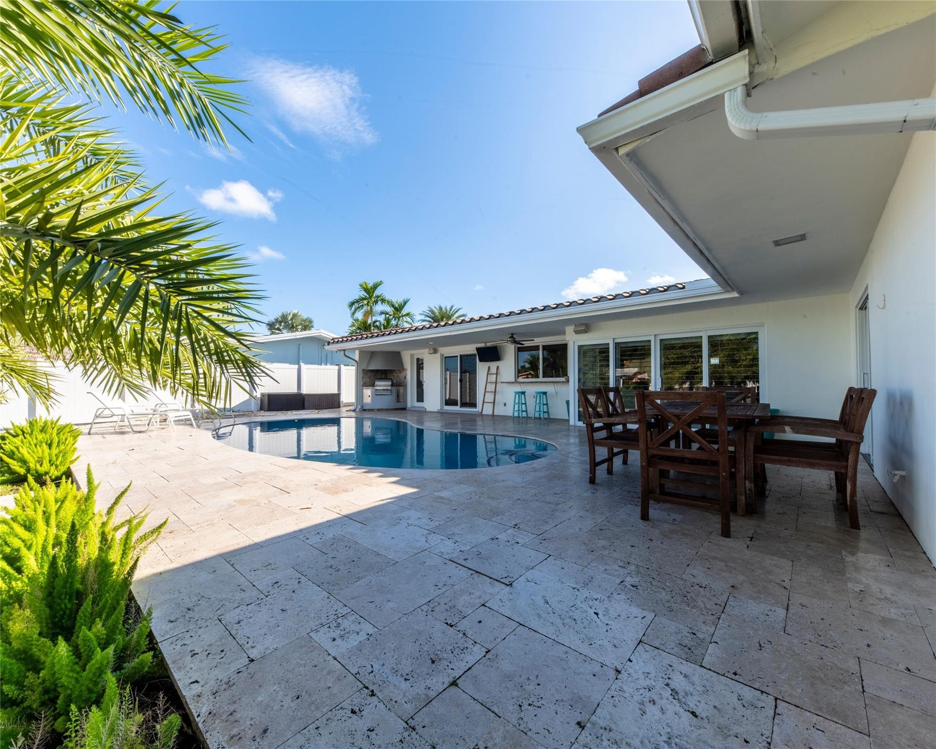6251 NE 20th Terrace, Fort Lauderdale, FL 33308 — photo 13 of 77