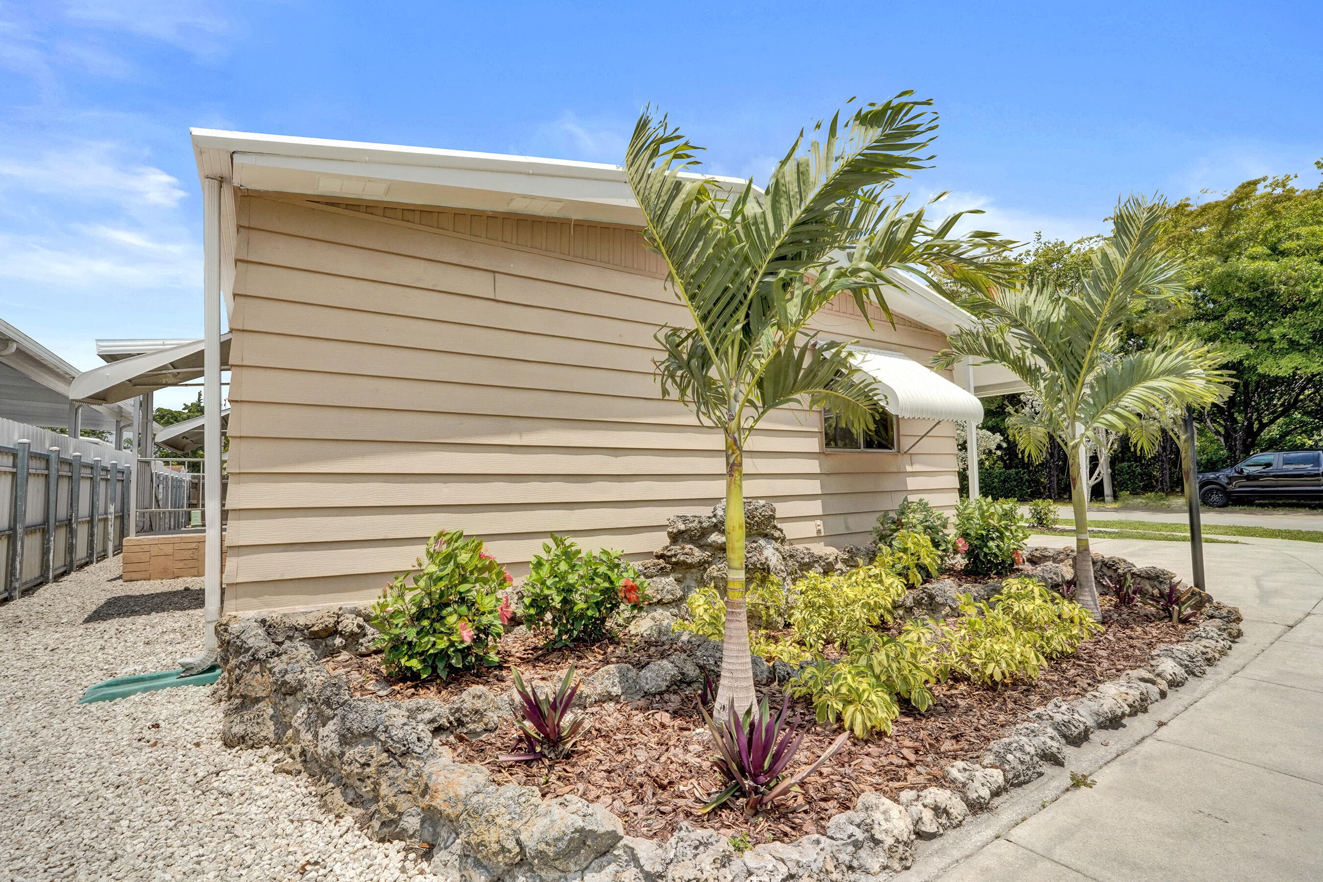 21411 NW 3rd Street, Pembroke Pines, FL 33029 — photo 7 of 52