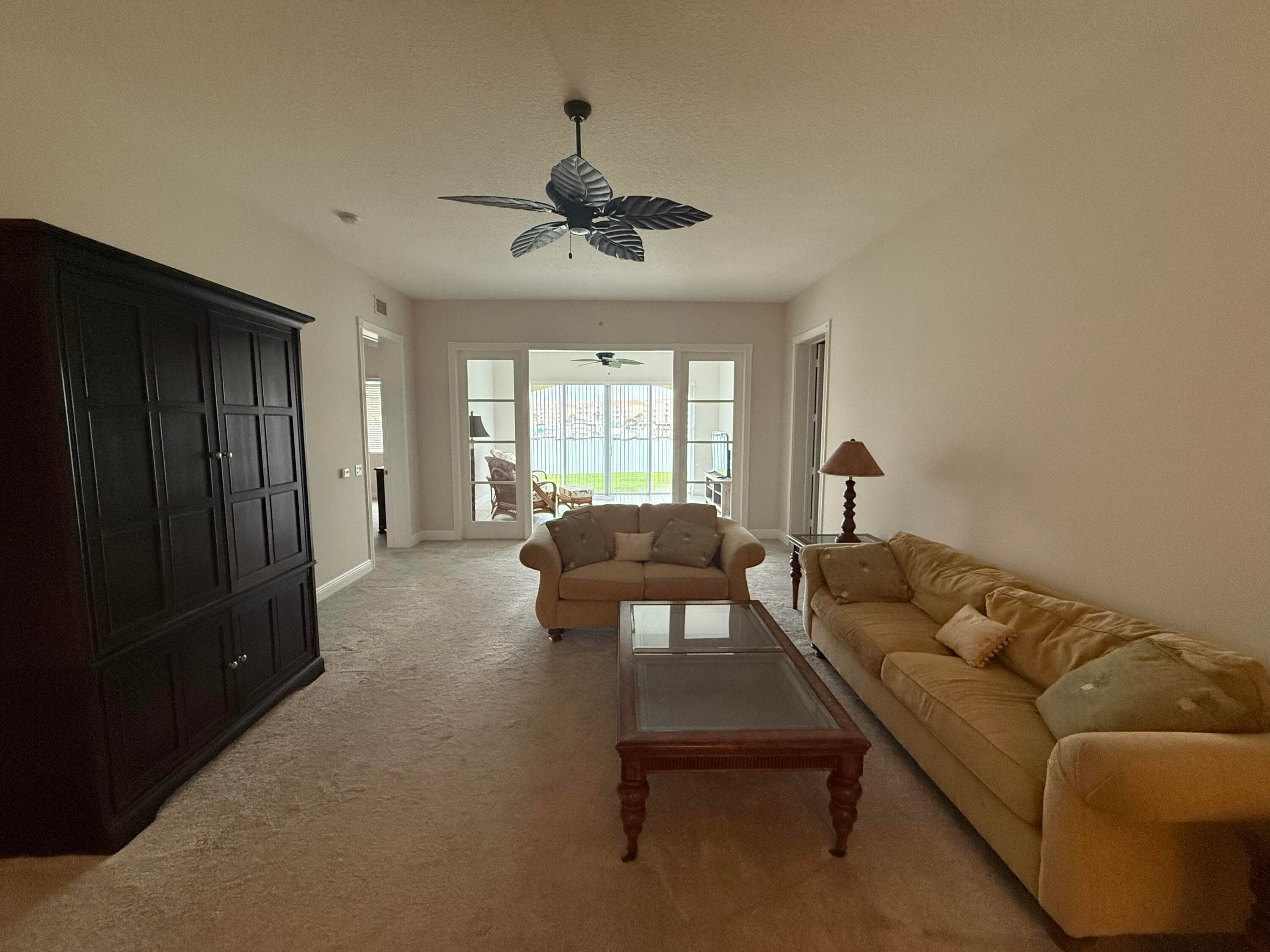 11 W Harbour Isle Dr W W 105, Fort Pierce, FL 34949 — photo 5 of 17