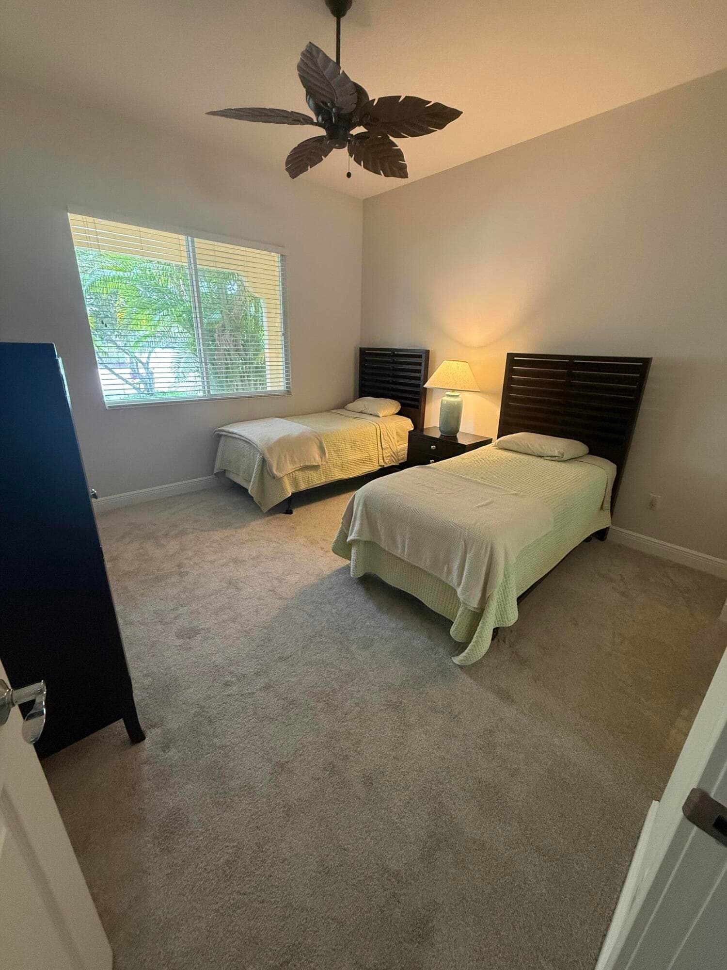11 W Harbour Isle Dr W W 105, Fort Pierce, FL 34949 — photo 8 of 17