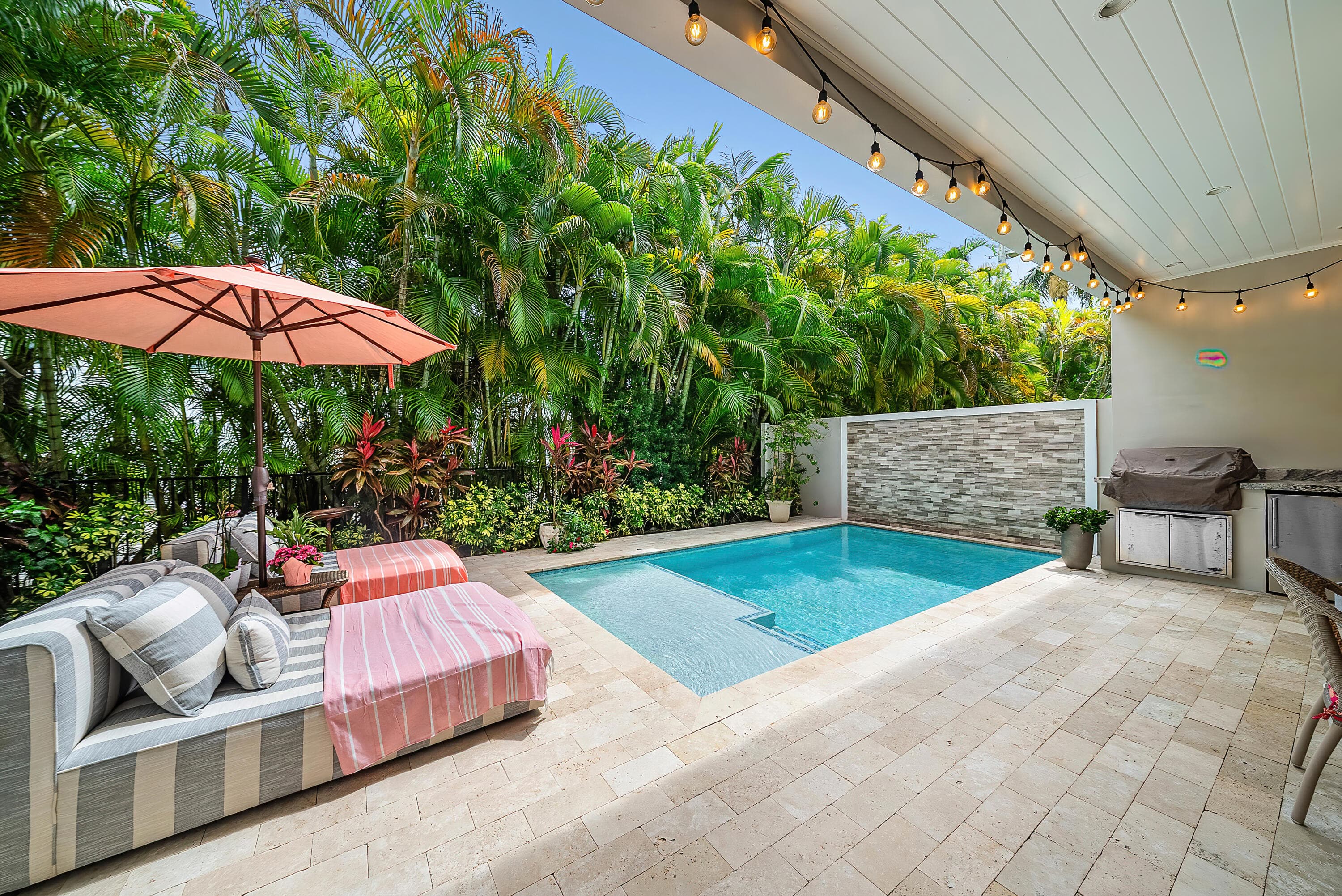436 NE Wavecrest Way, Boca Raton, FL 33432 — photo 13 of 39