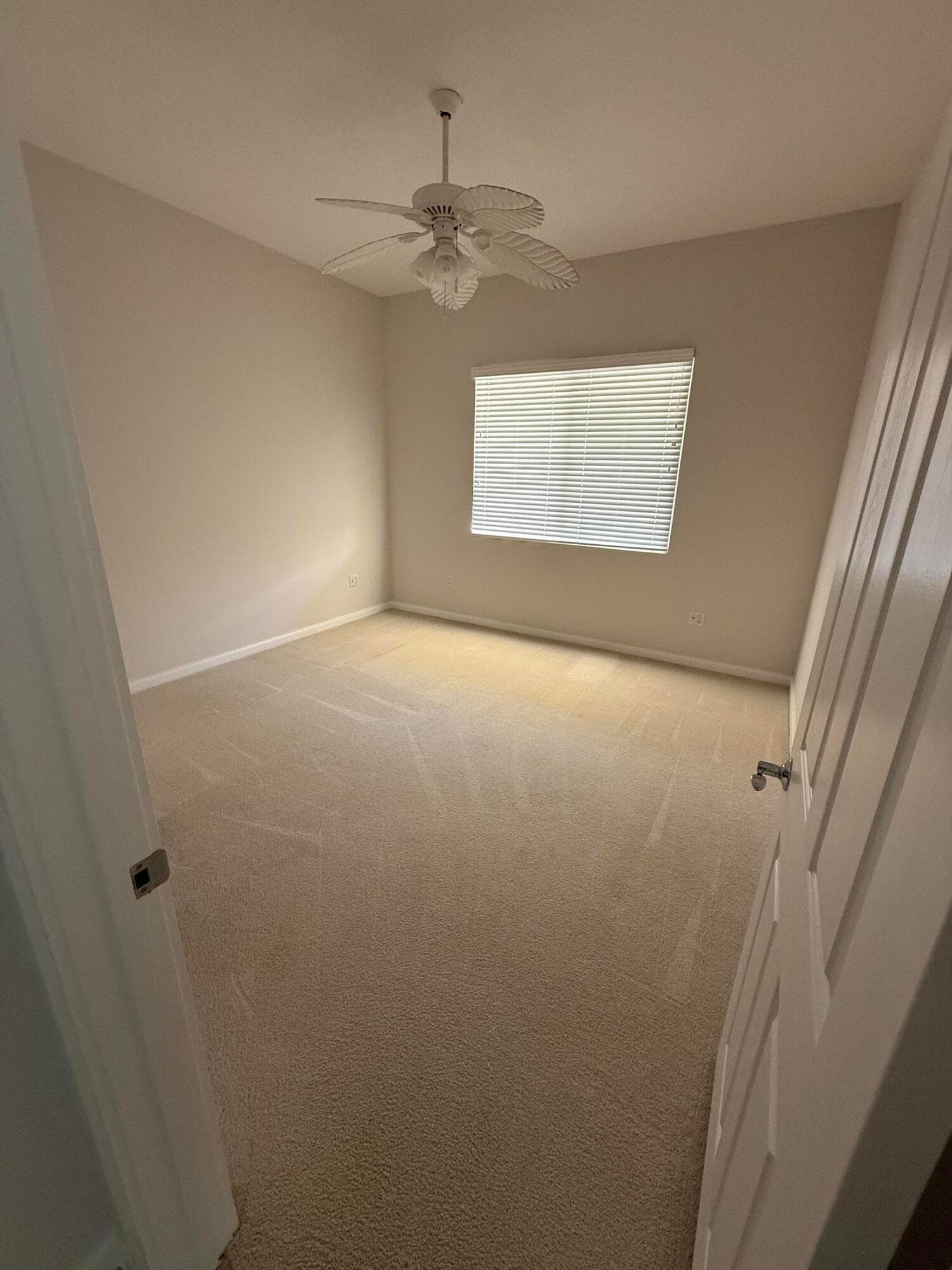 4 Harbour Isle Drive E Unit 204, Fort Pierce, FL 34949 — photo 4 of 32
