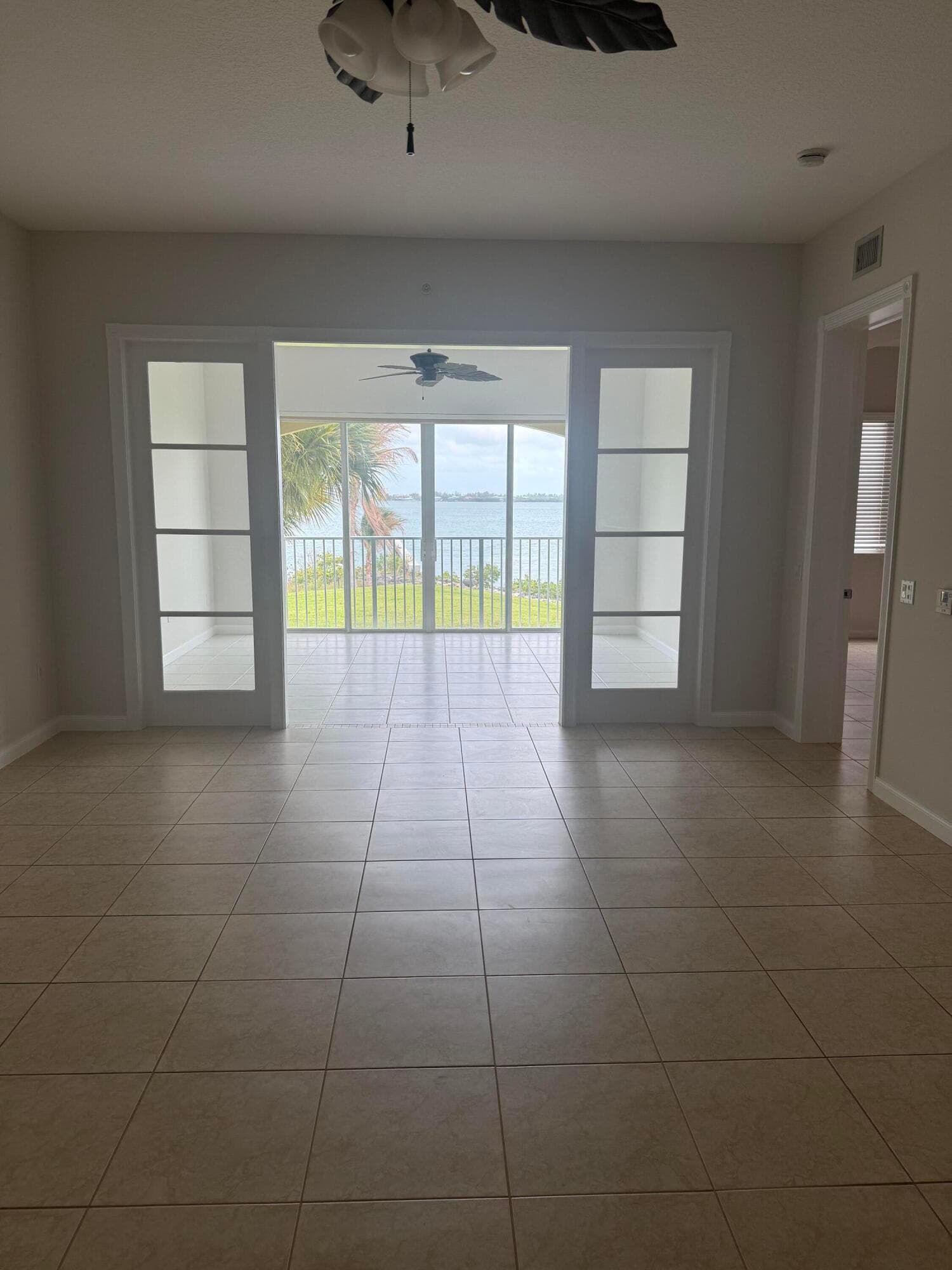4 Harbour Isle Drive E Unit 204, Fort Pierce, FL 34949 — photo 9 of 32