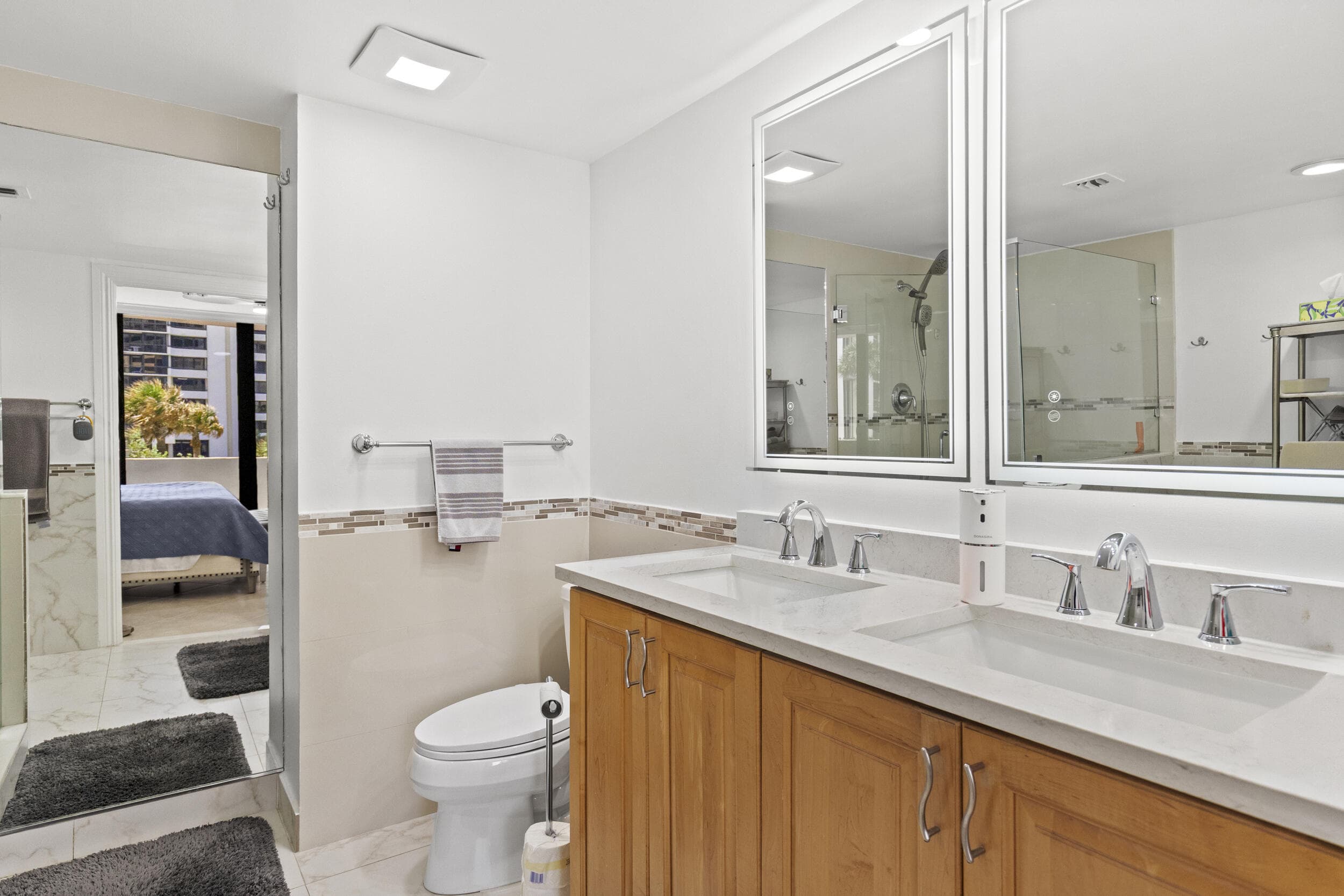 4200 N Ocean Drive 1-204, Riviera Beach, FL 33404 — photo 13 of 34